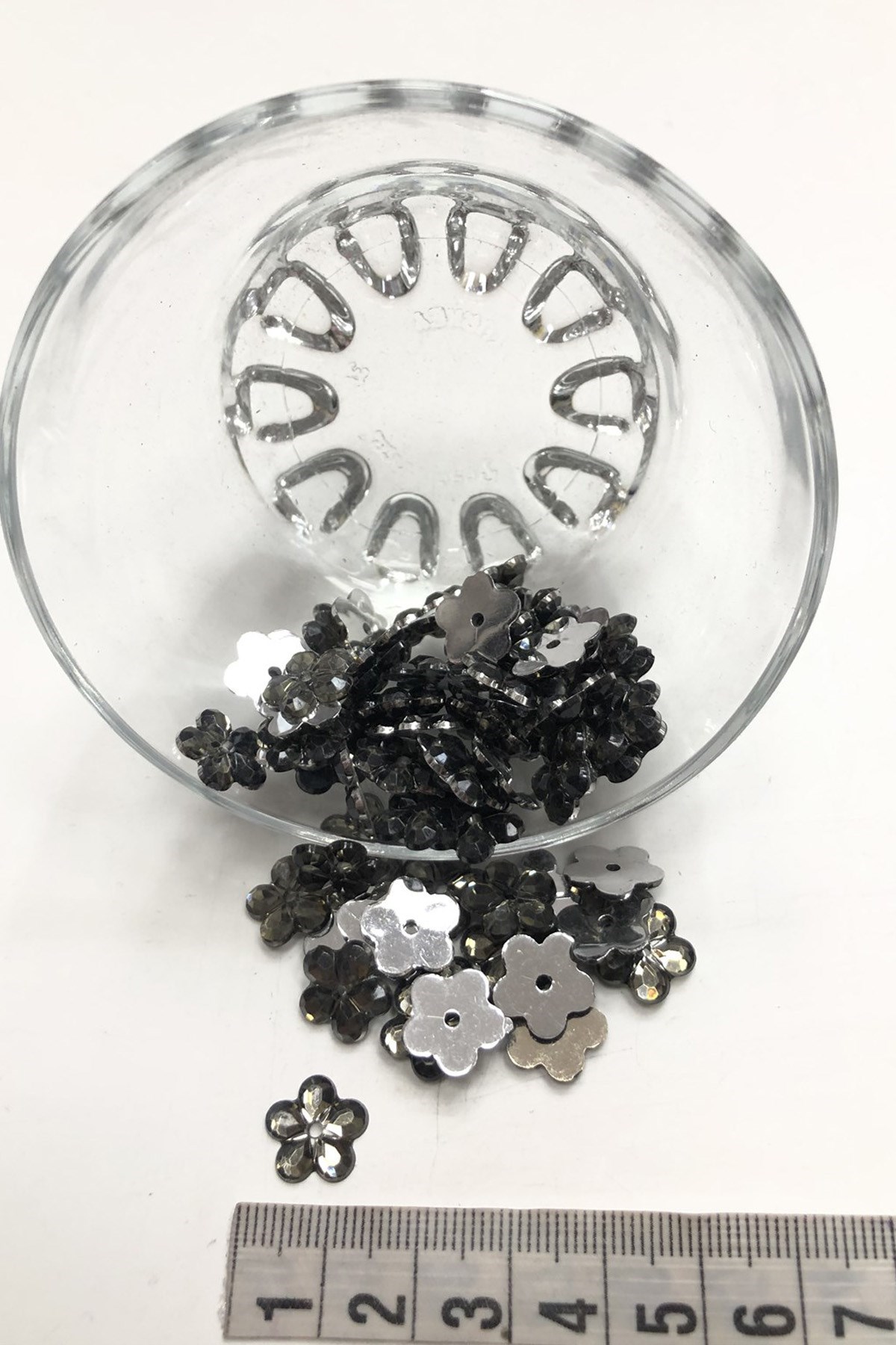 Füme Papatya Plastik Dikme Taş 20 gr