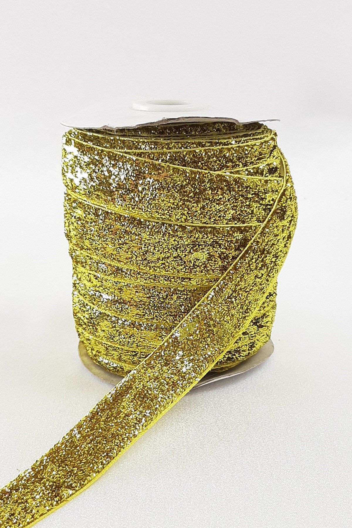 Gold Renk  Simli Kadife Kurdele 2 cm