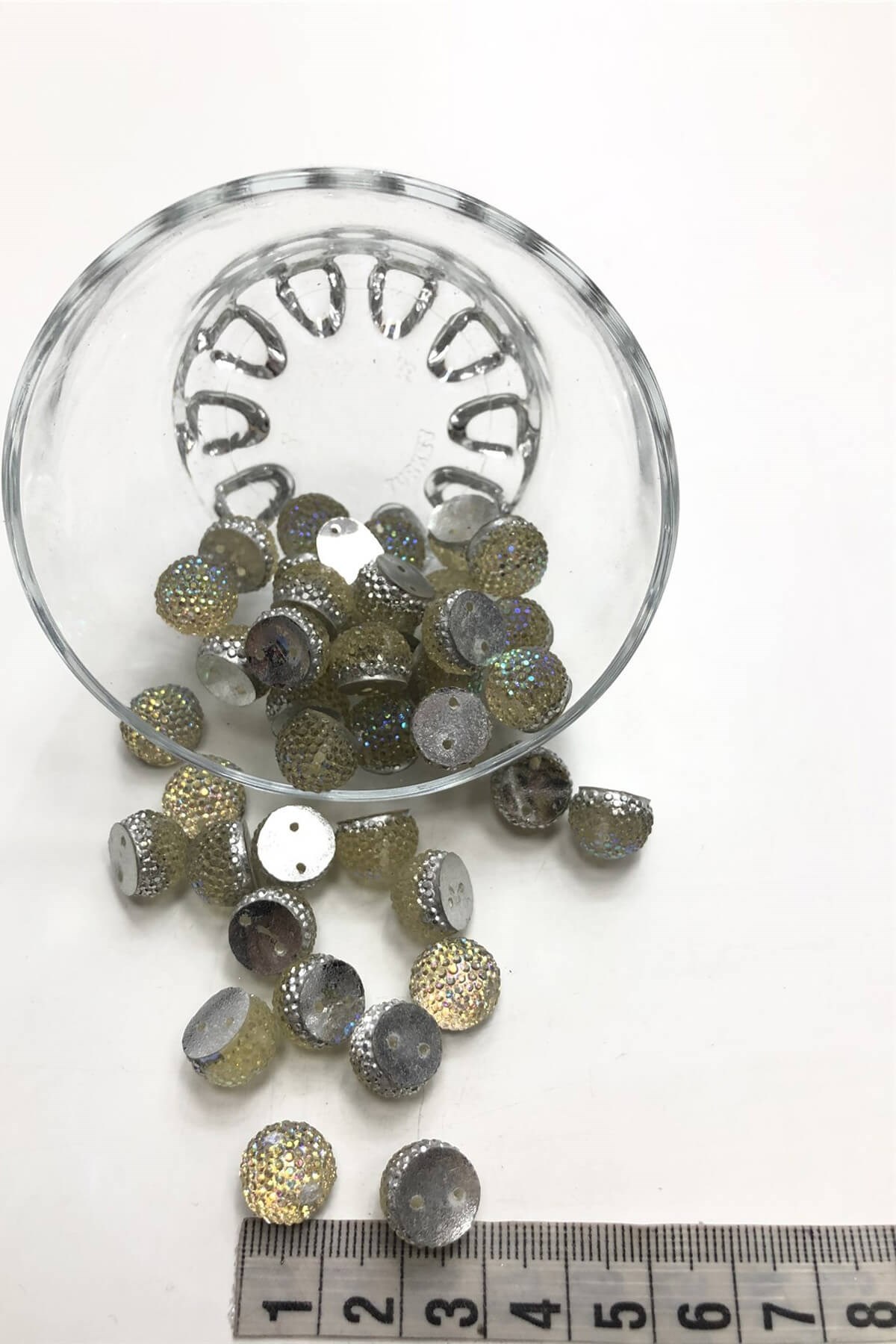 Janjanlı Bombeli Yuvarlak Plastik Dikme Taş 20 adet