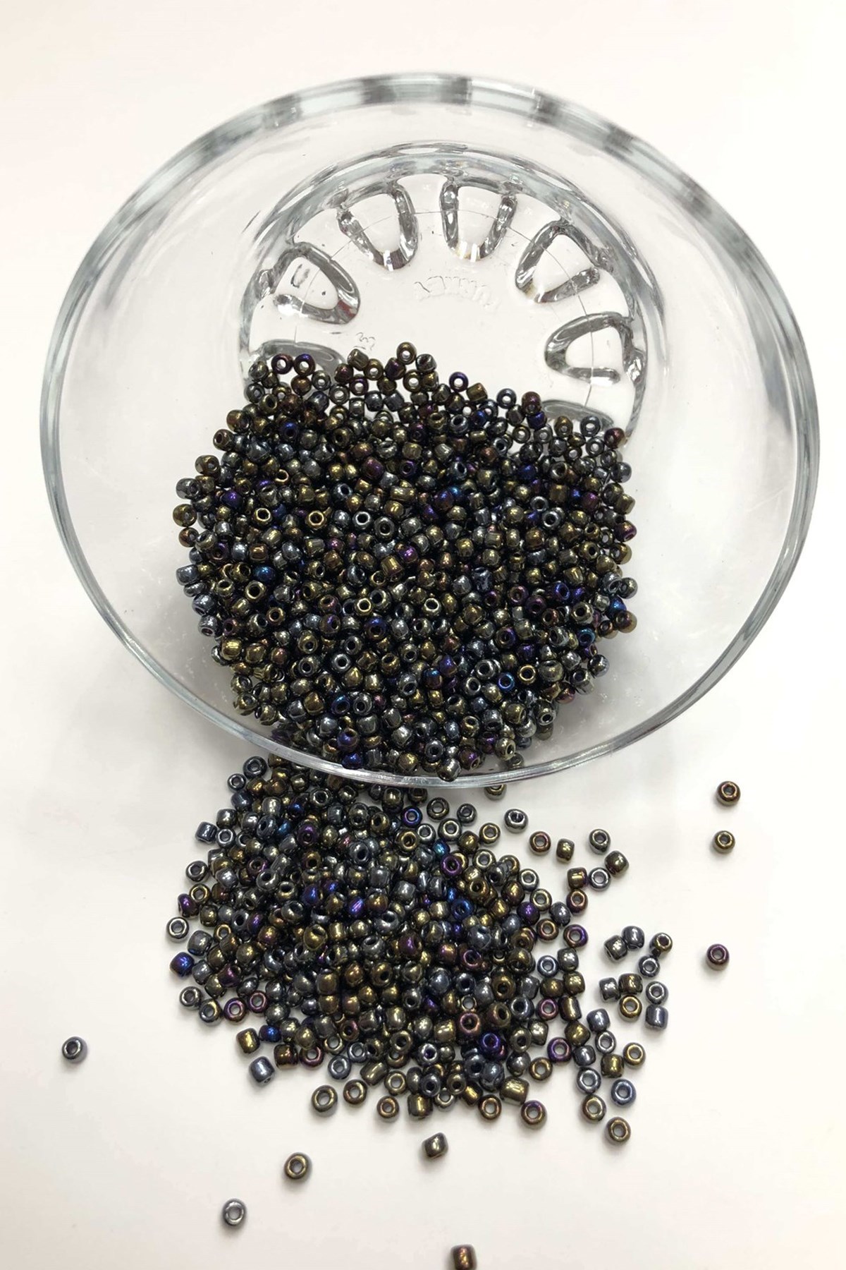 Janjanlı Yeşil Kum Boncuk Orta Boy 3 mm 50 gr