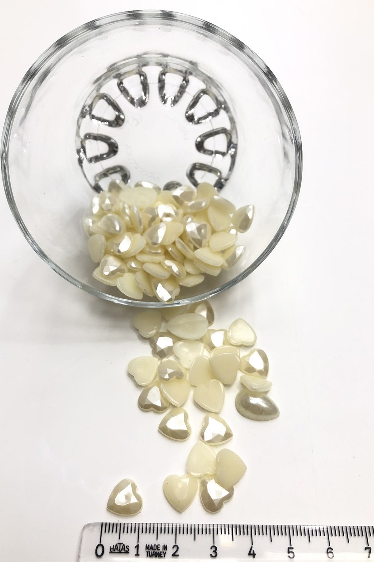 Kalp Krem Yarım İnci Boncuk Plastik