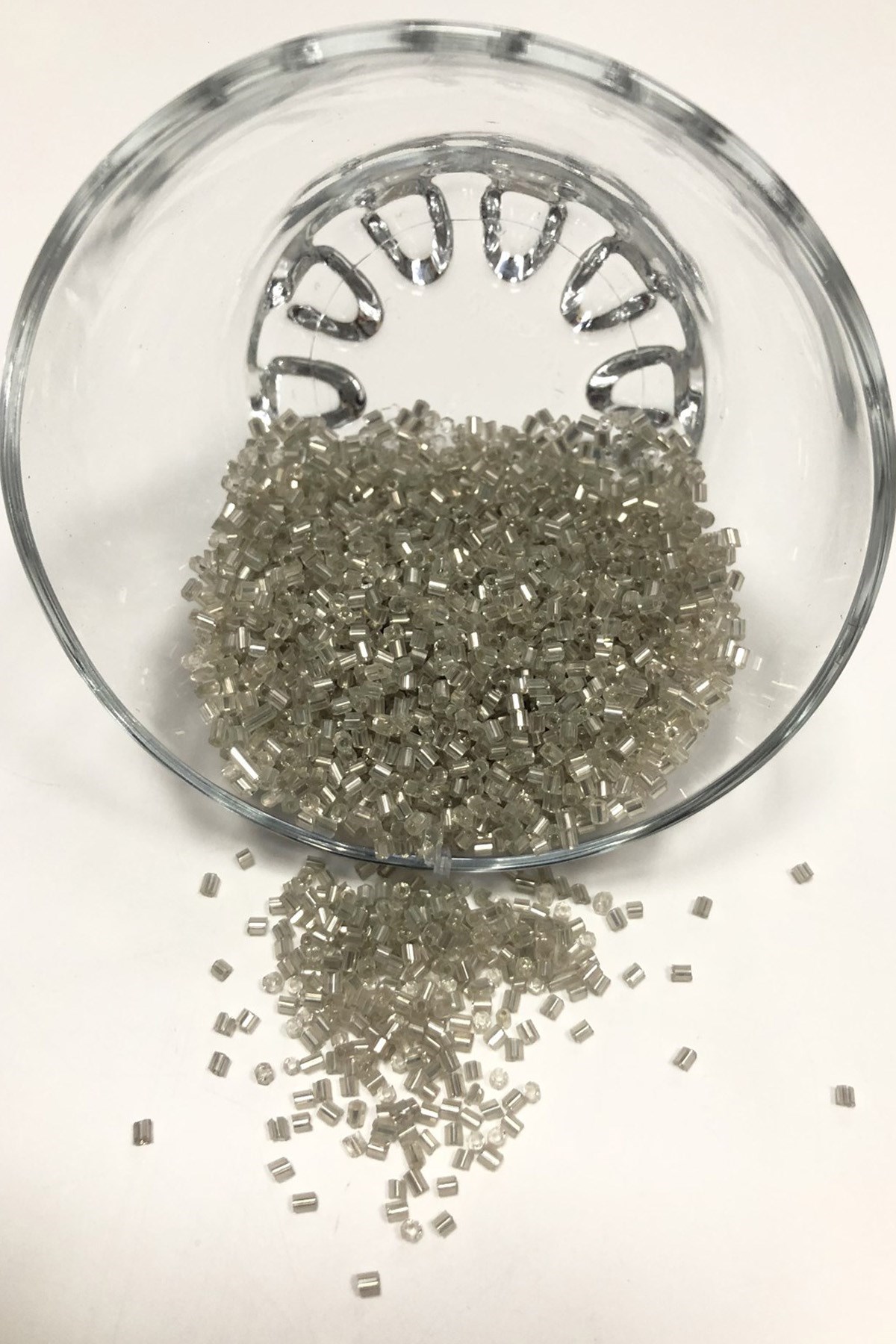 Koyu Gümüş Renk Kesme Boncuk 50 gr