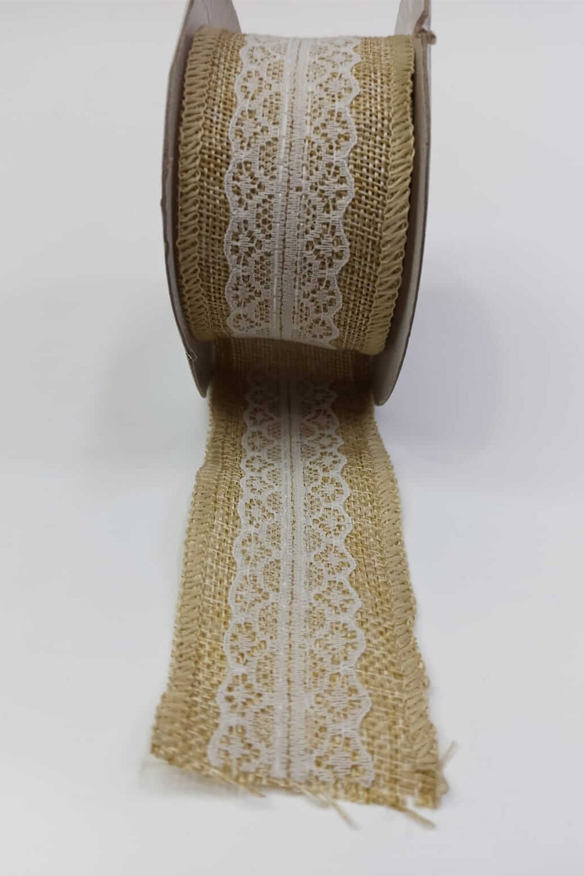 Koyu Krem Keten Dantelli Kurdele 4 Cm