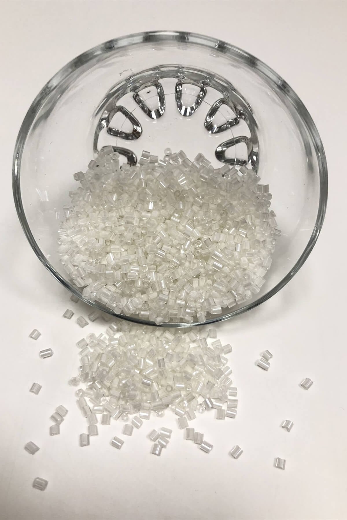 Krem Renk Kesme Boncuk 50 gr