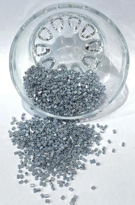 Parlak Gri Kesme Boncuk 50 gr
