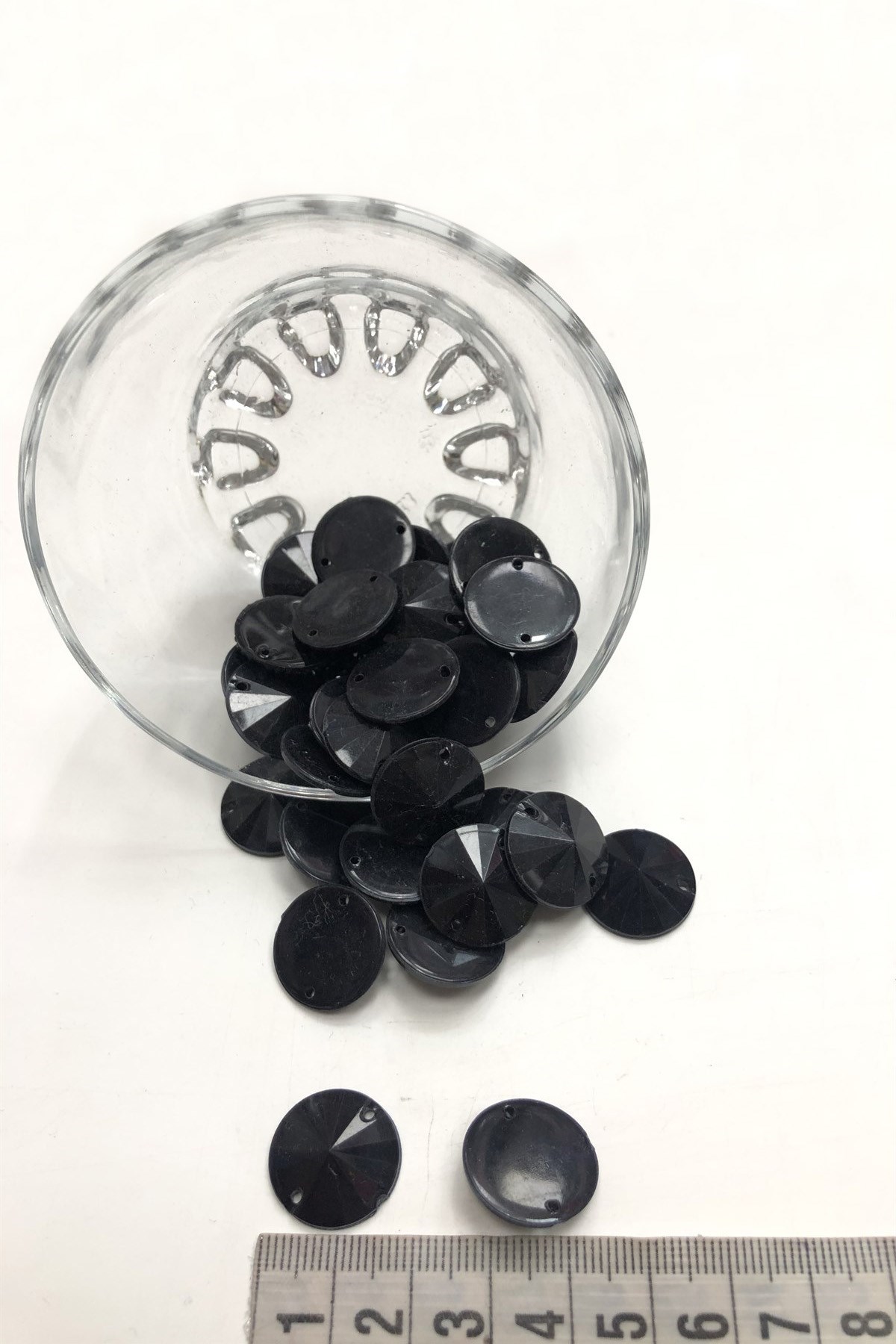 Siyah Yuvarlak Plastik Dikme Taş 20 adet