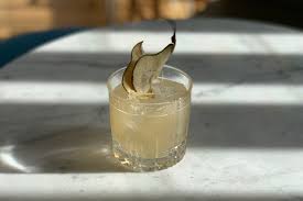 Trüf Mantarlı Gin Tonic