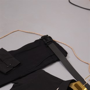 Kahverengi Takım Elbise Kombin - Siyah Gömlek