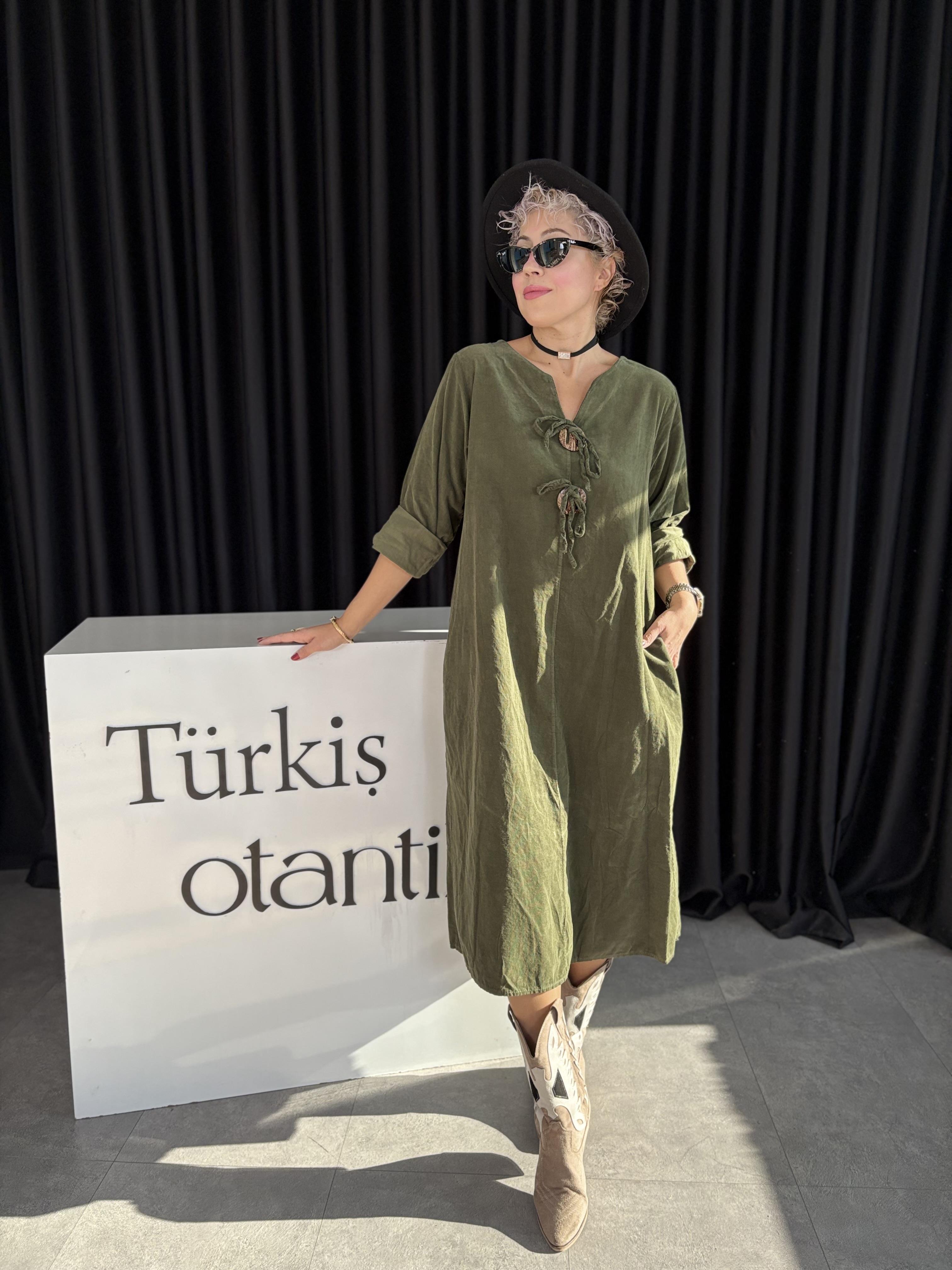 Düğme Detaylı İtalyan Haki Kadife Elbise