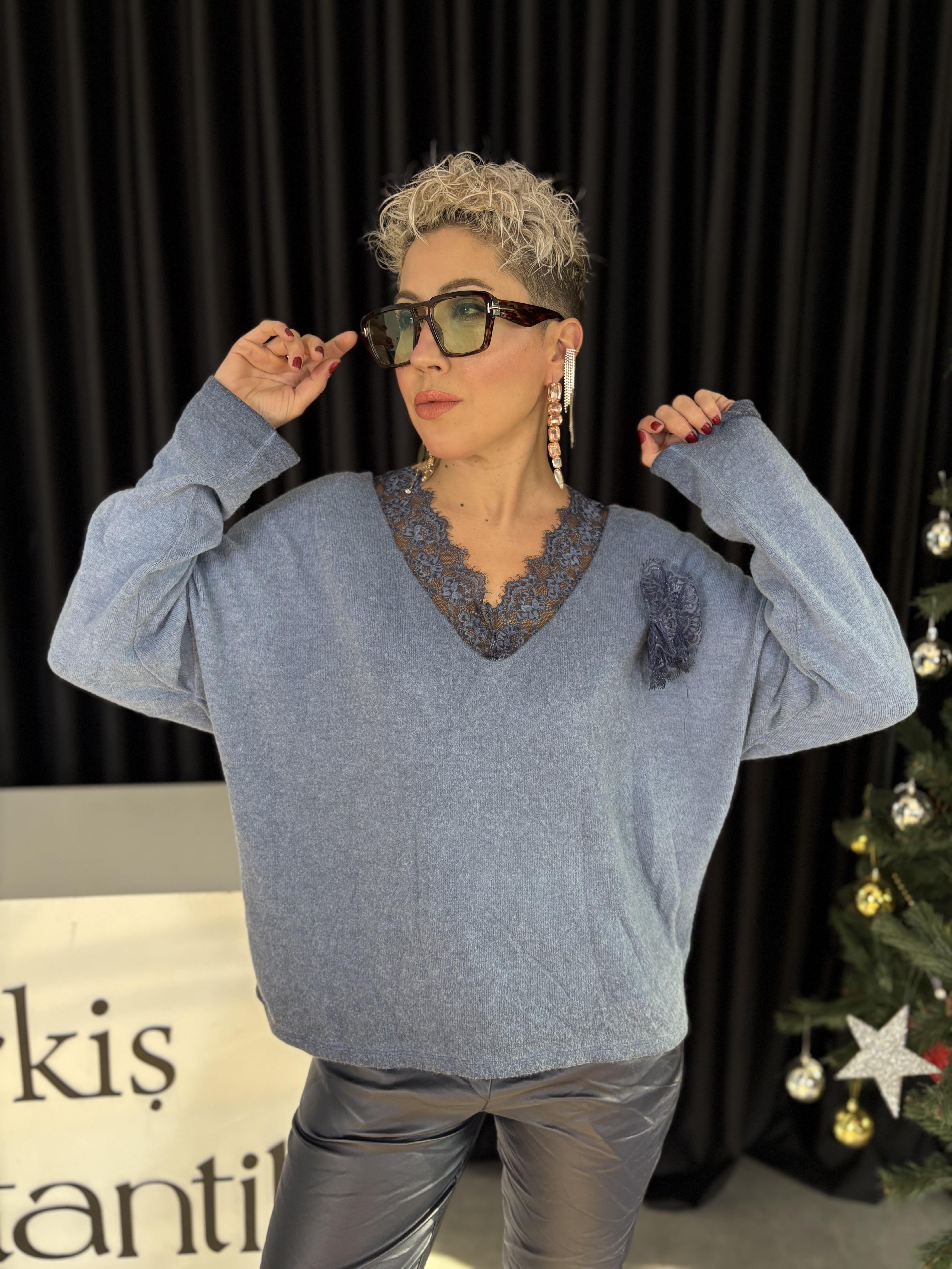 İtalyan Dantelli Mavi Angora Kazak