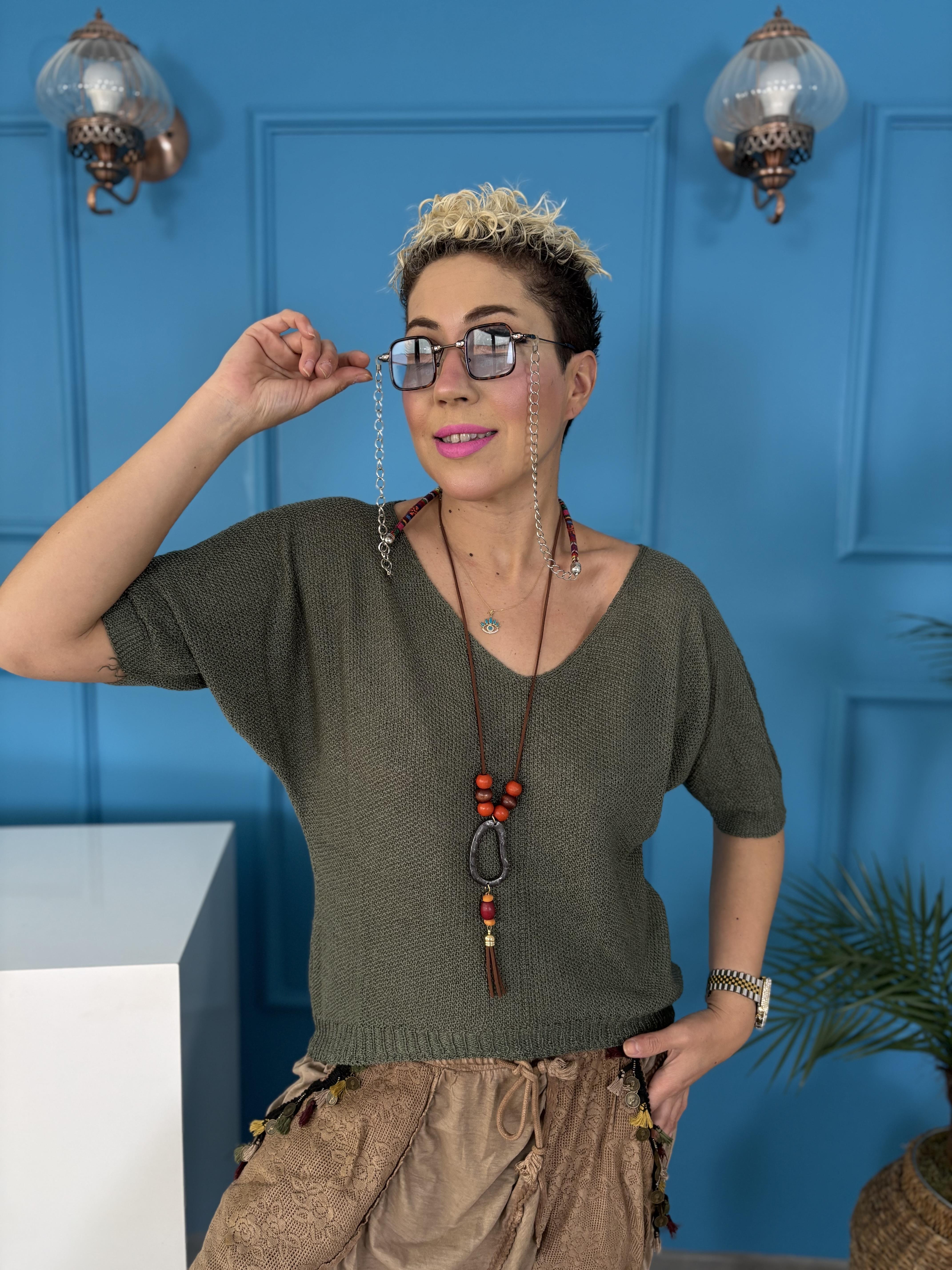 İtalyan Kolyeli Merserize Haki Bluz