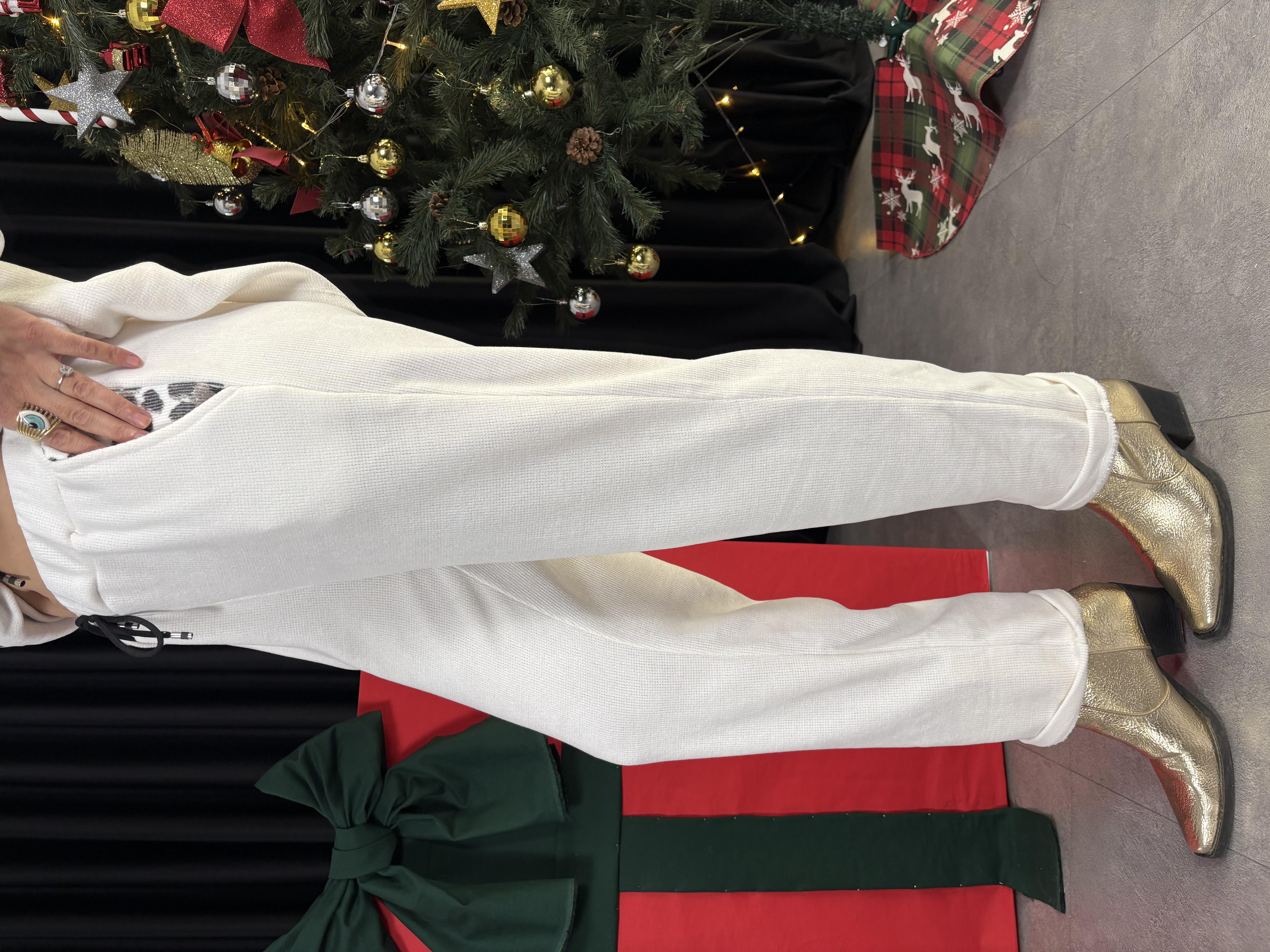 İtalyan Leopar Cepli Beyaz Kadife Pantolon