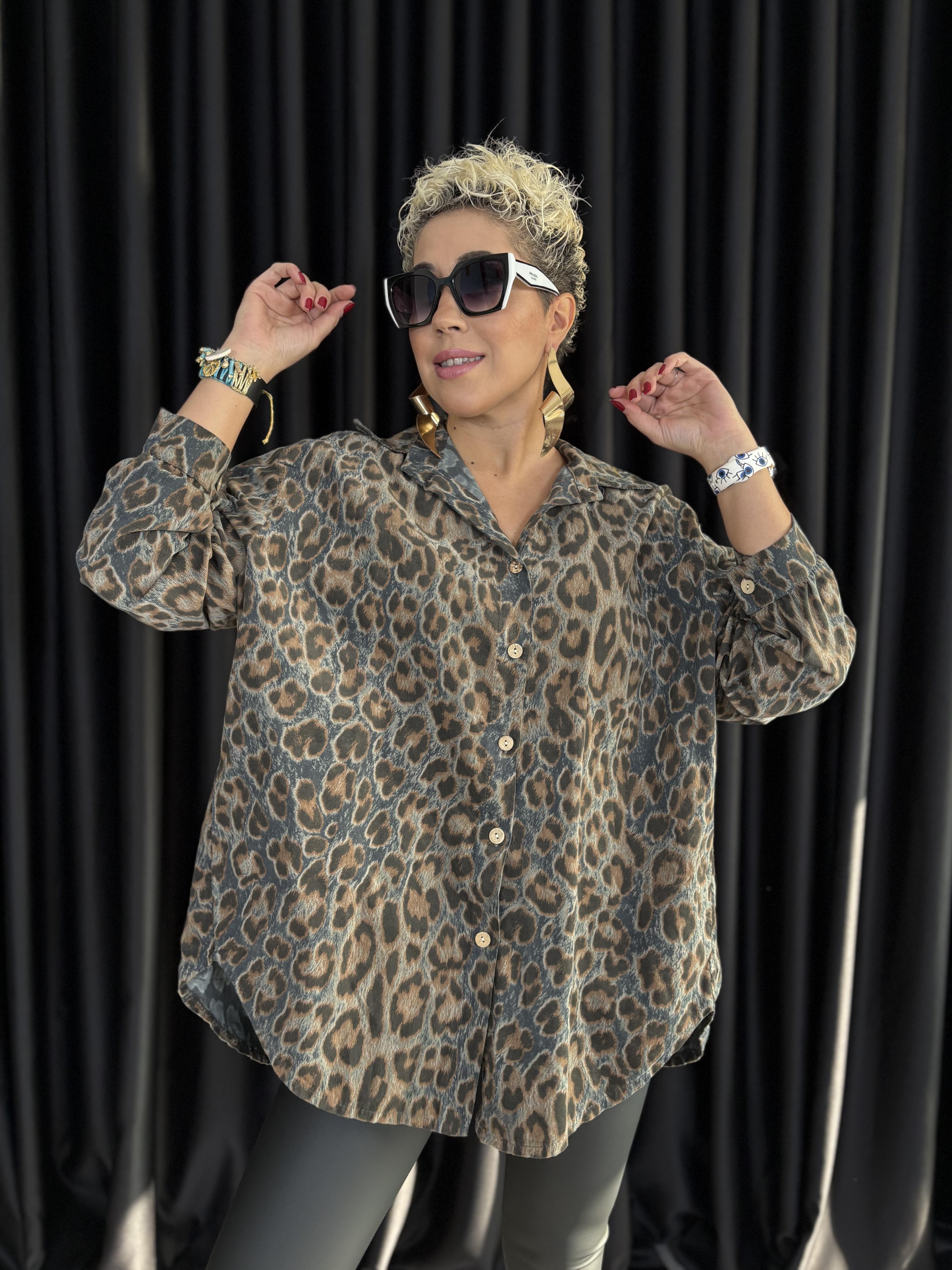 İtalyan Leopar Petrol Kadife Gömlek