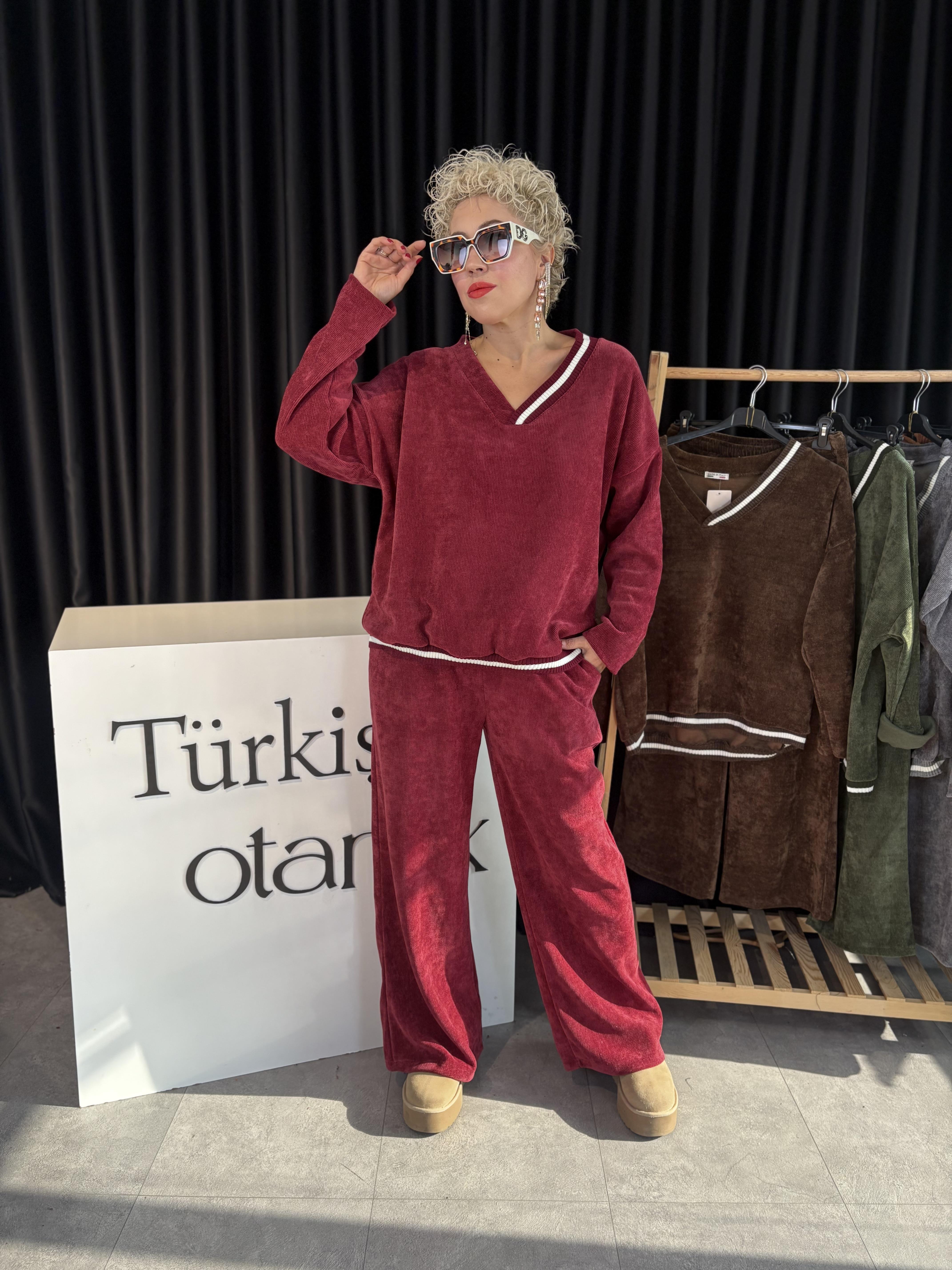 İtalyan Palazzo Model Fuşya Kadife Takım