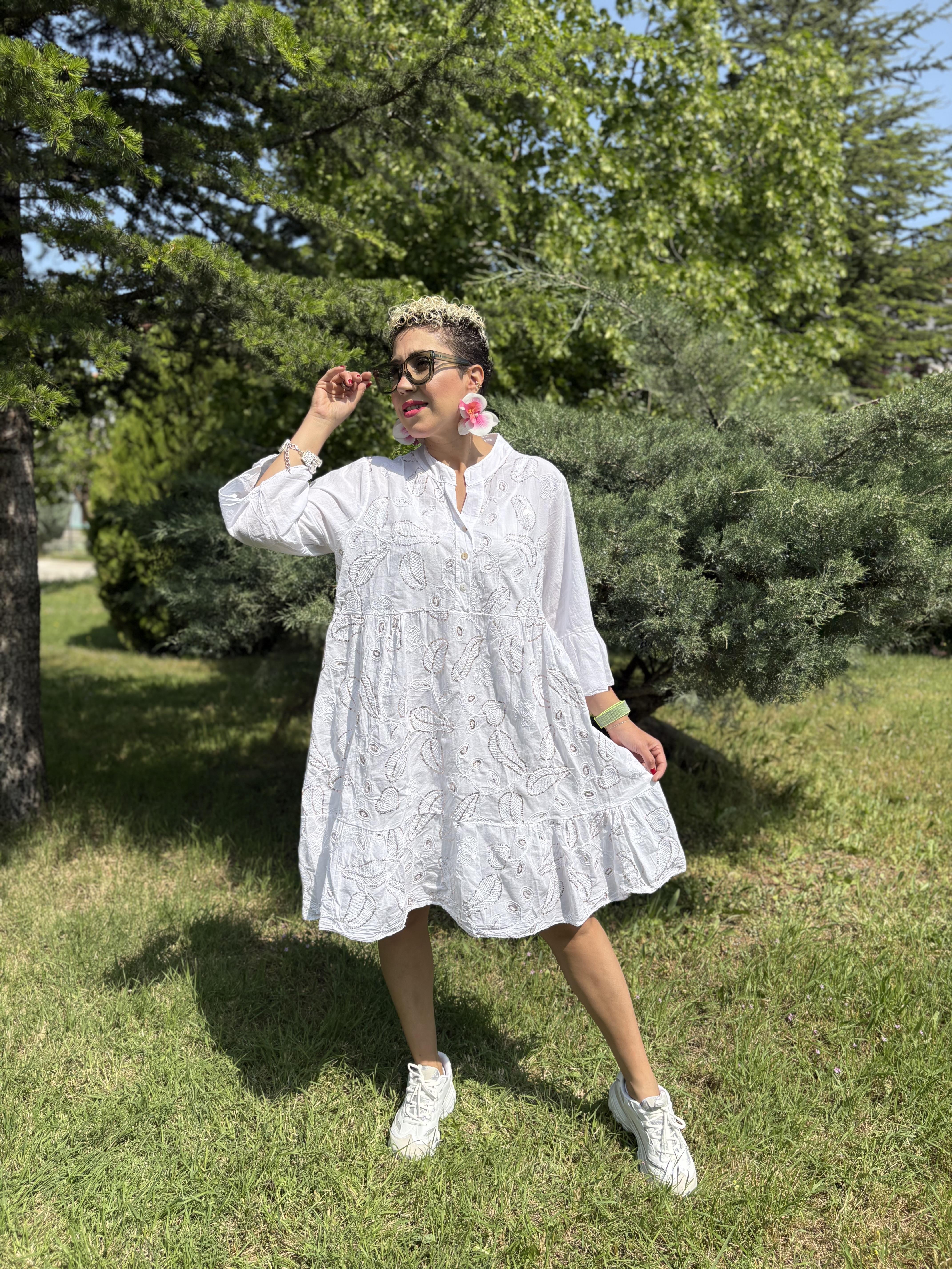 İtalyan Payetli Beyaz Pamuklu Elbise