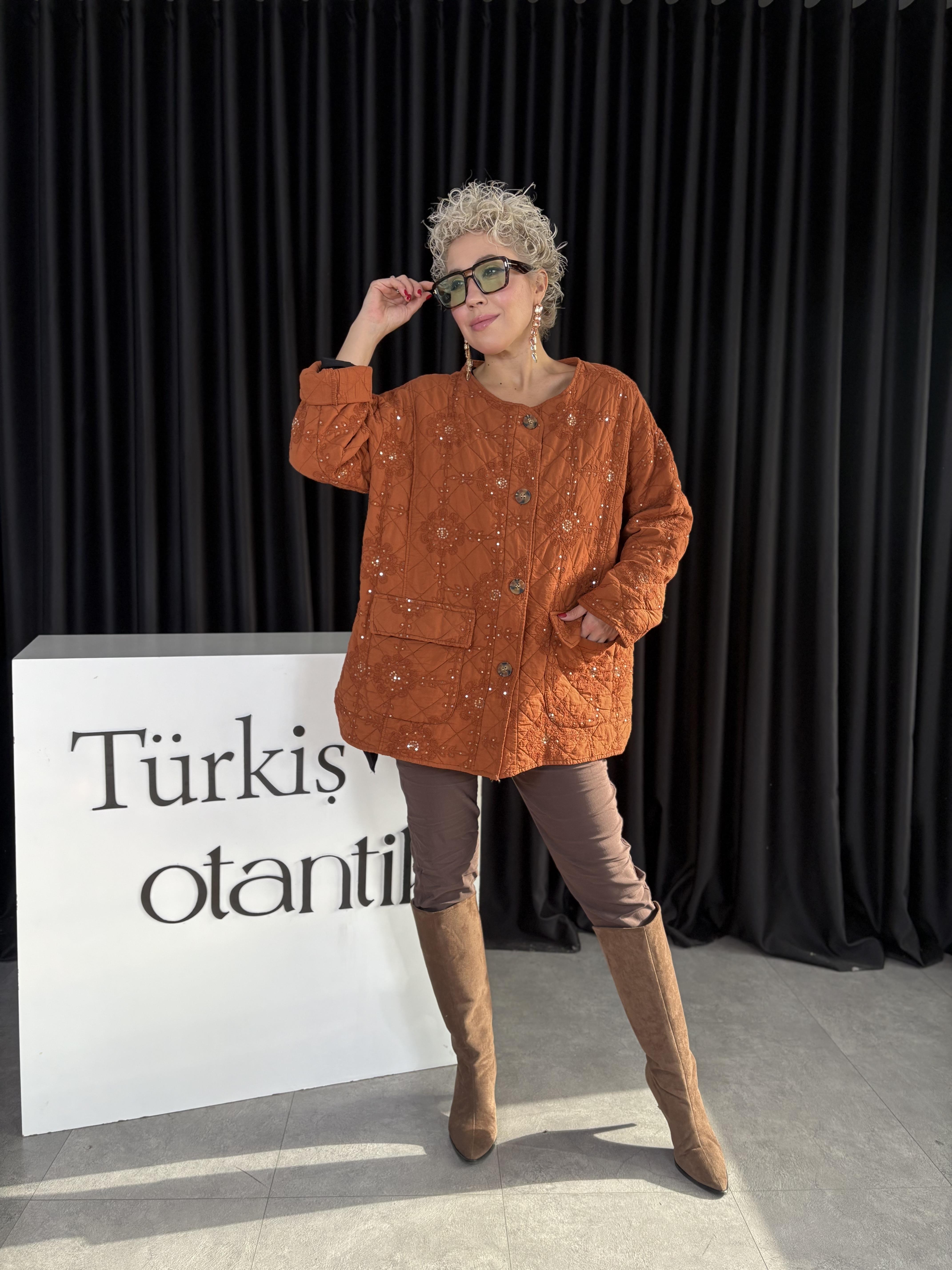 İtalyan Payetli Kiremit Kapitone Ceket