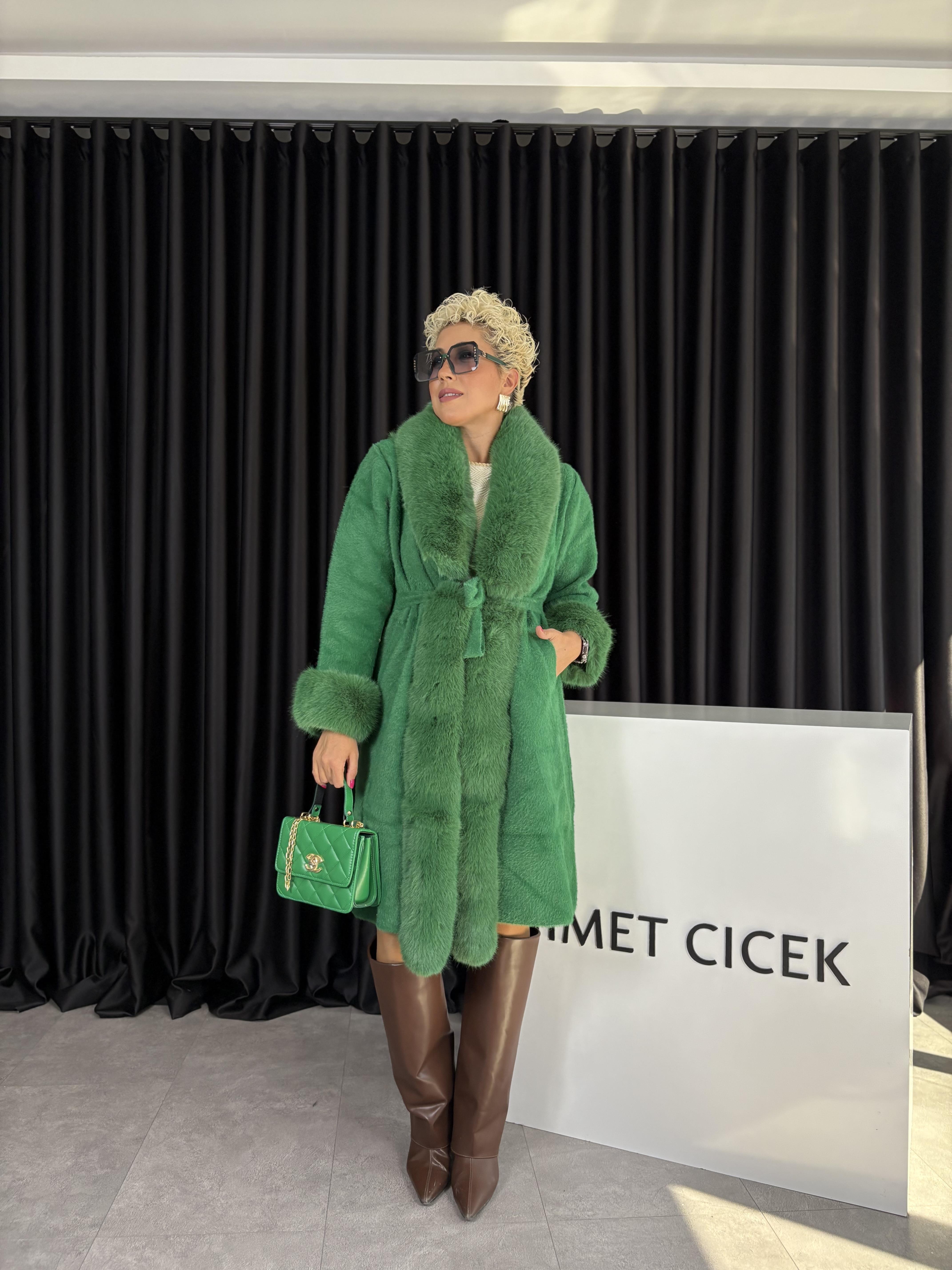 İthal Angora Yeşil Uzun Kürk