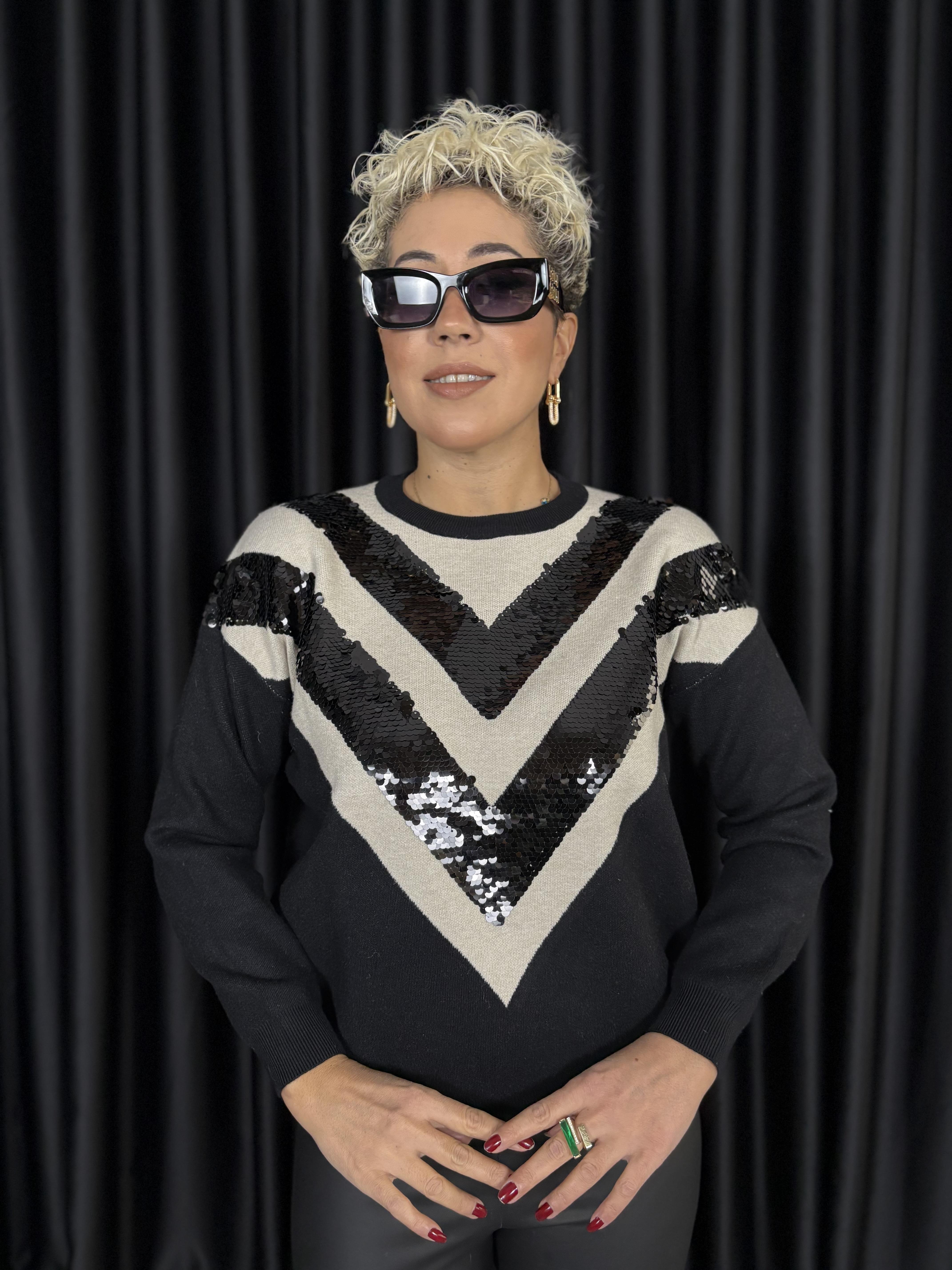 İthal Payetli Siyah Kazak