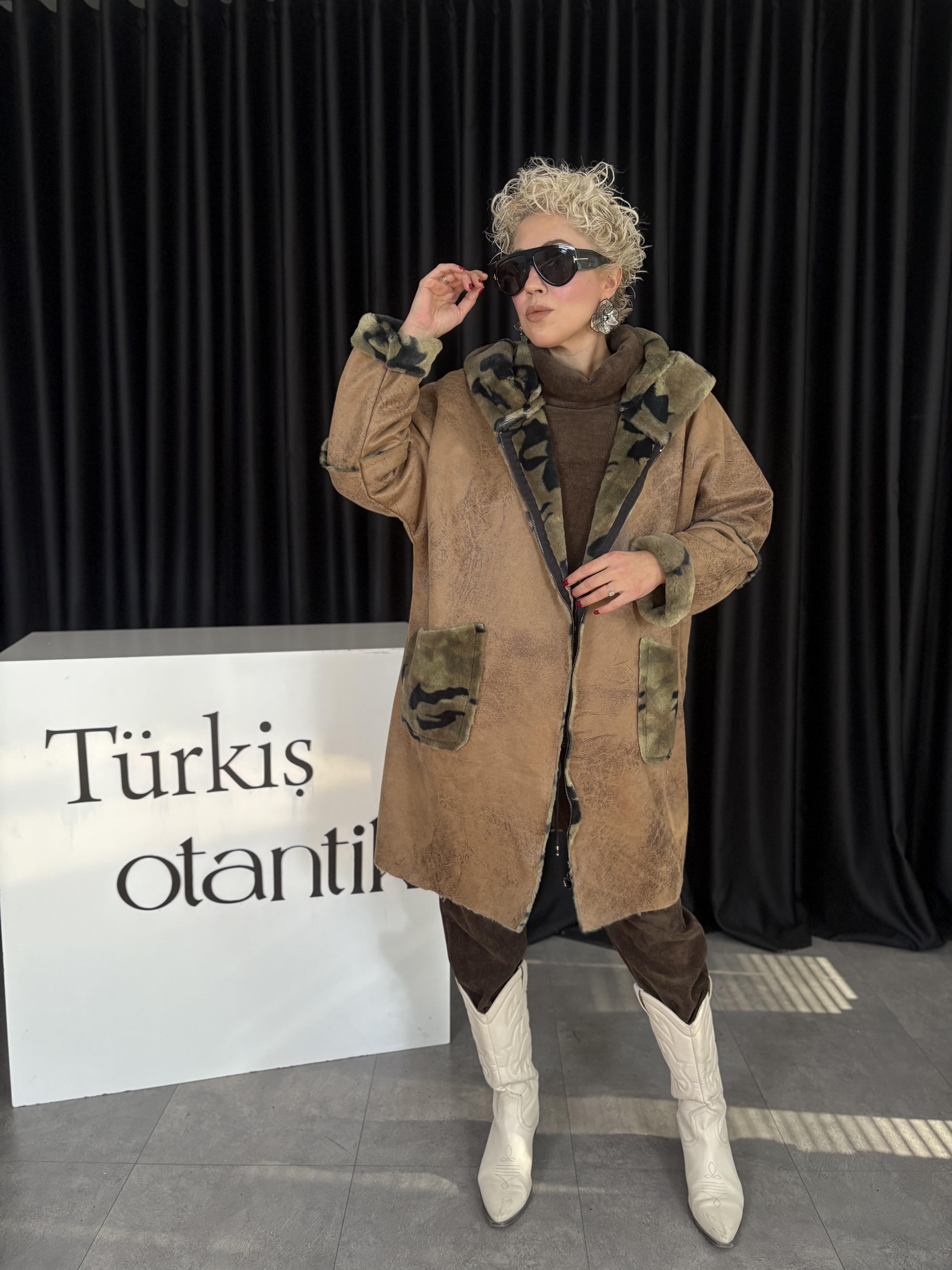 Kamuflaj Detaylı Camel Nubuk İtalyan Kaban