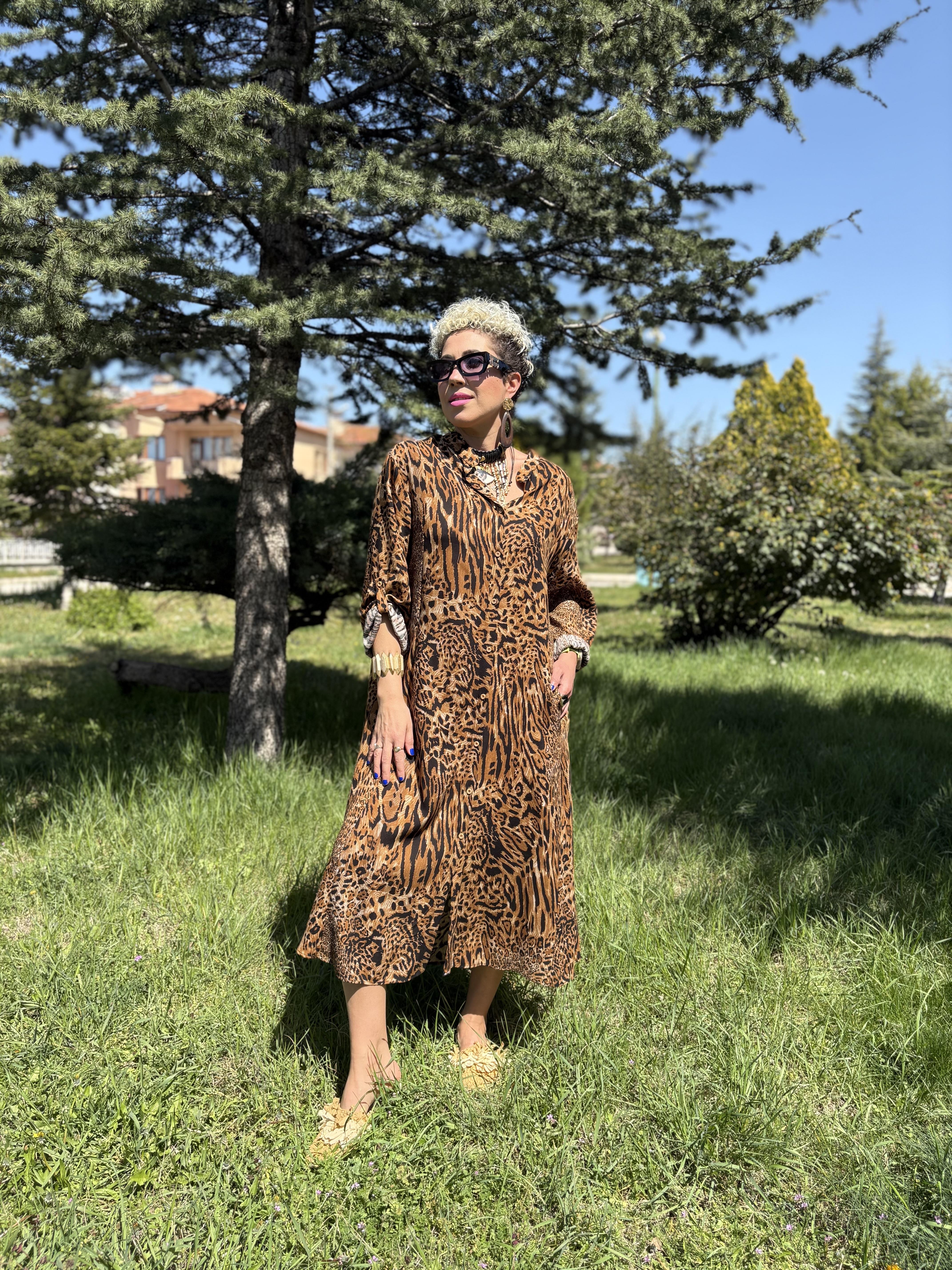 Leopar Desenli Kahve Uzun Gömlek Elbise
