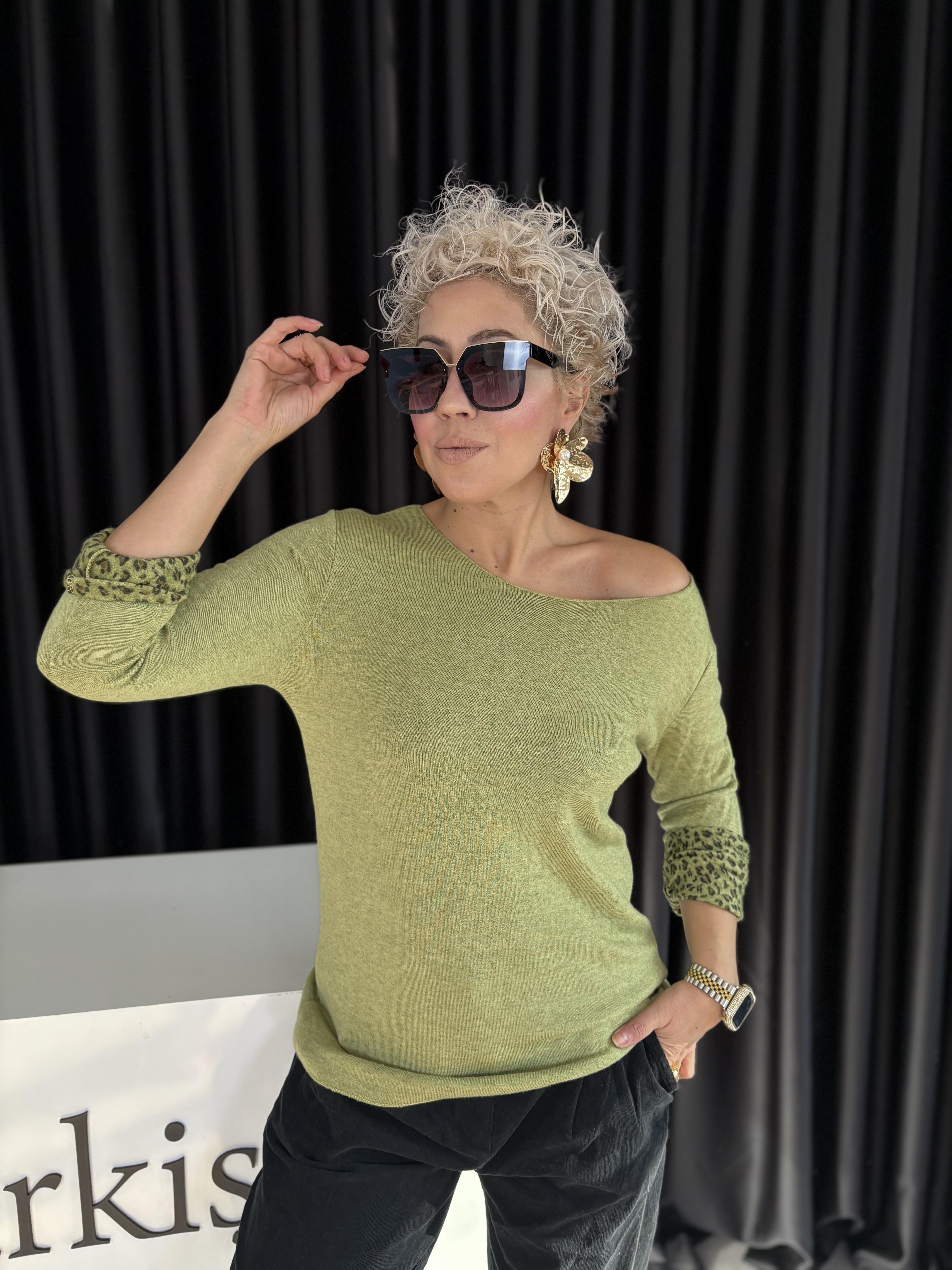 Leopar Detaylı İtalyan Angora Bluz 13