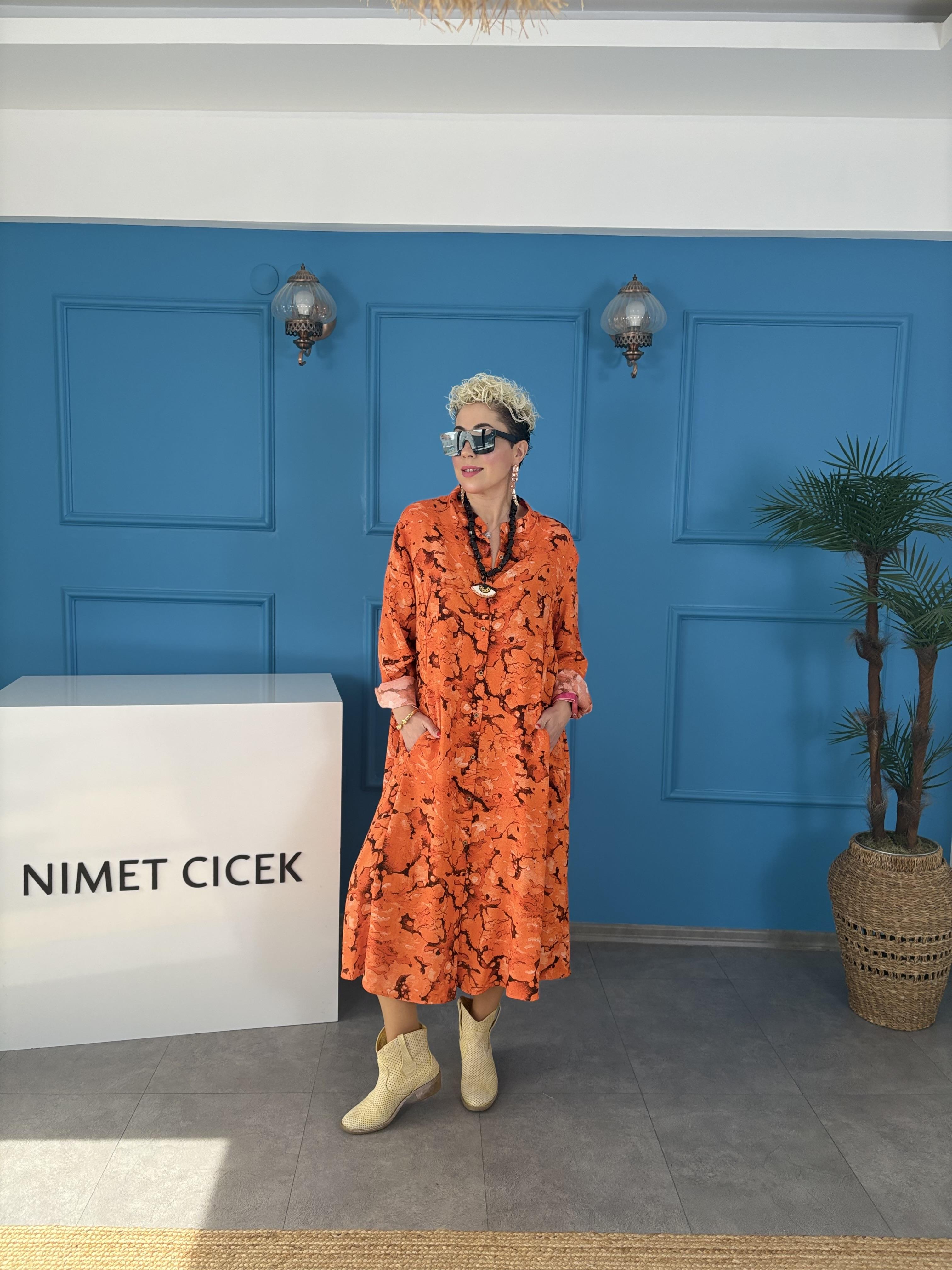 Mercan Desen Turuncu Gömlek Elbise