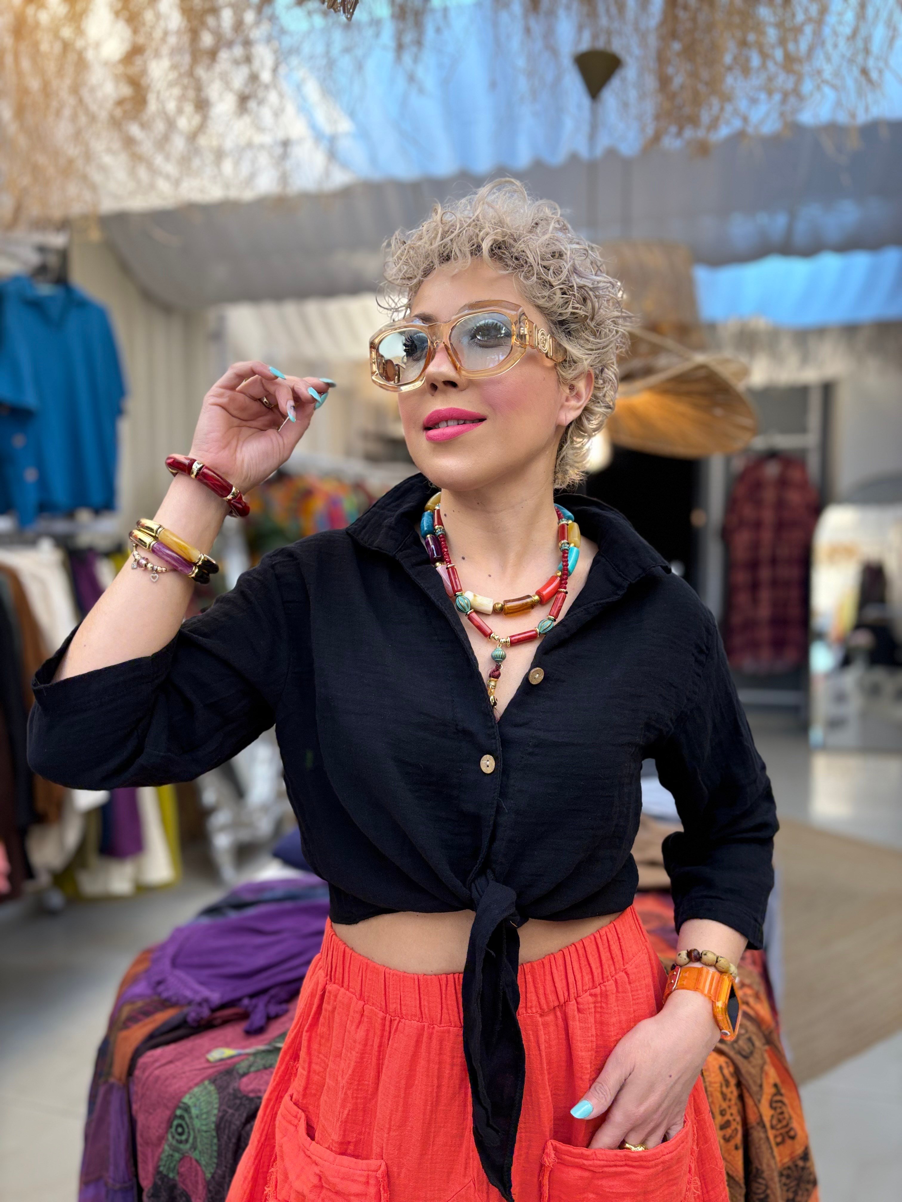 Müslin Bağlamalı Siyah Gömlek