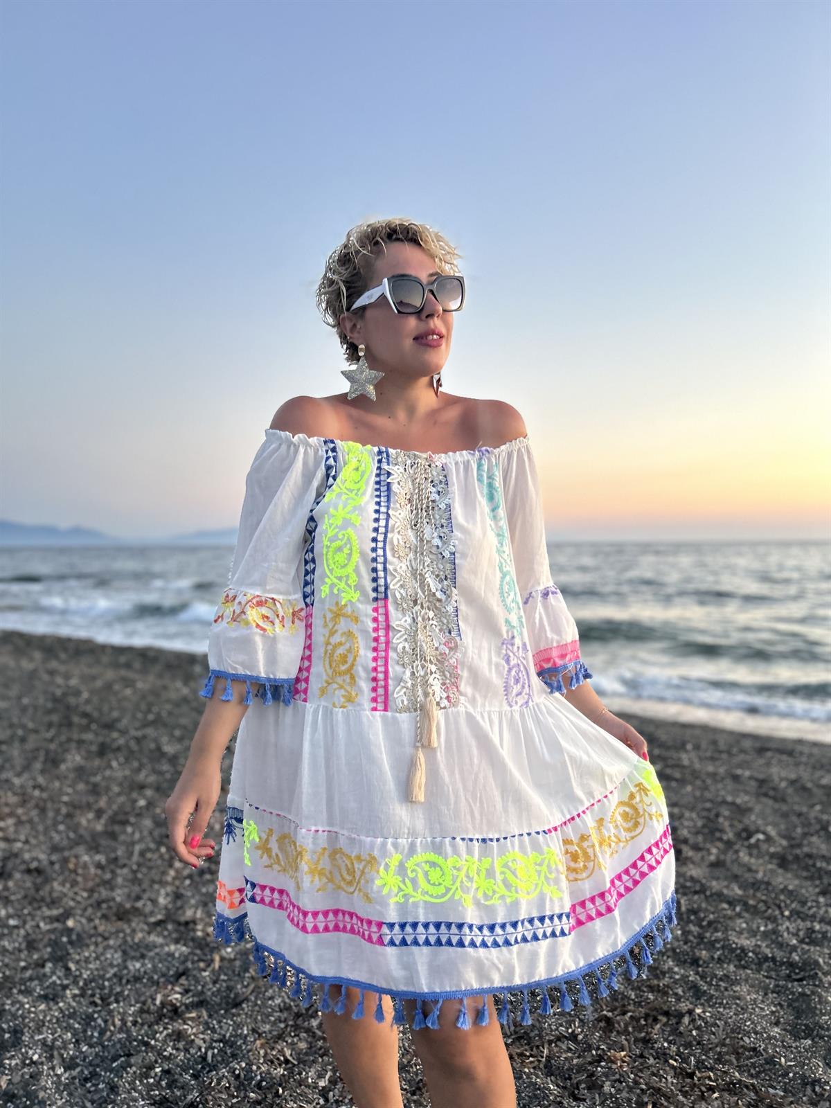 Renkli İşlemeli İtalyan Mykonos Elbise