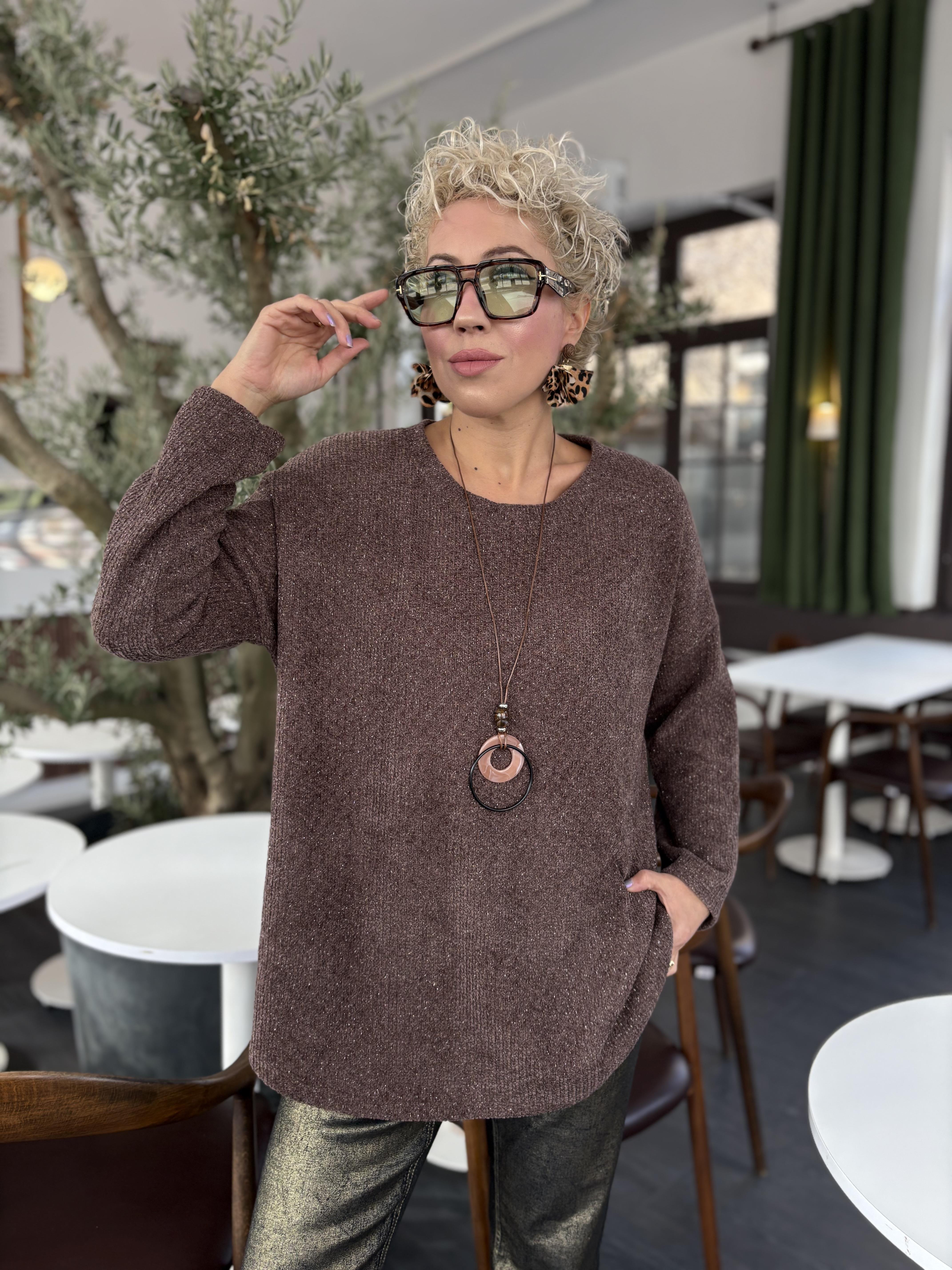 Sim ve Kolye Detaylı İtalyan Kahve Kadife Bluz