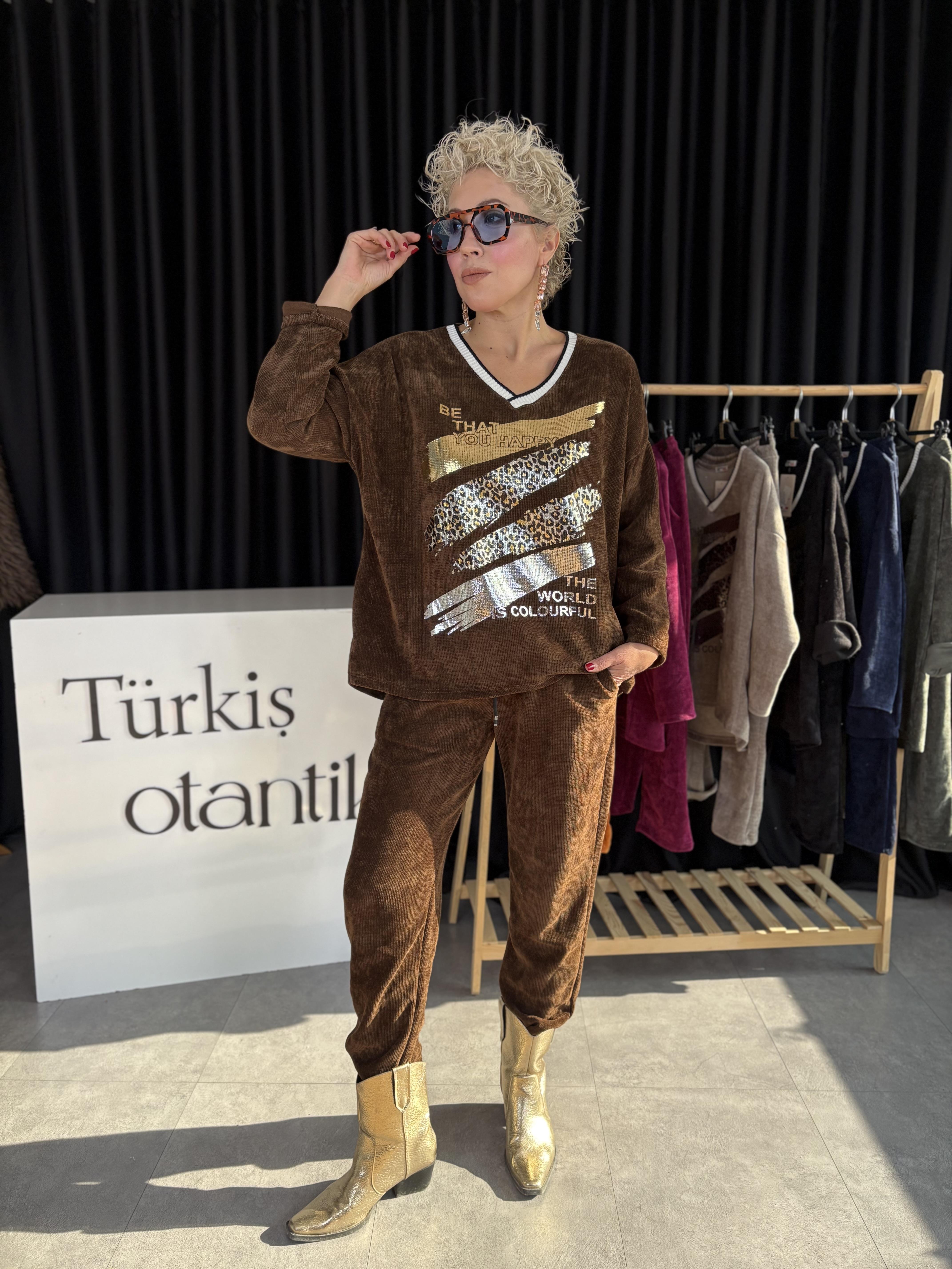 Varak Detaylı İtalyan Kahve Kadife Takım