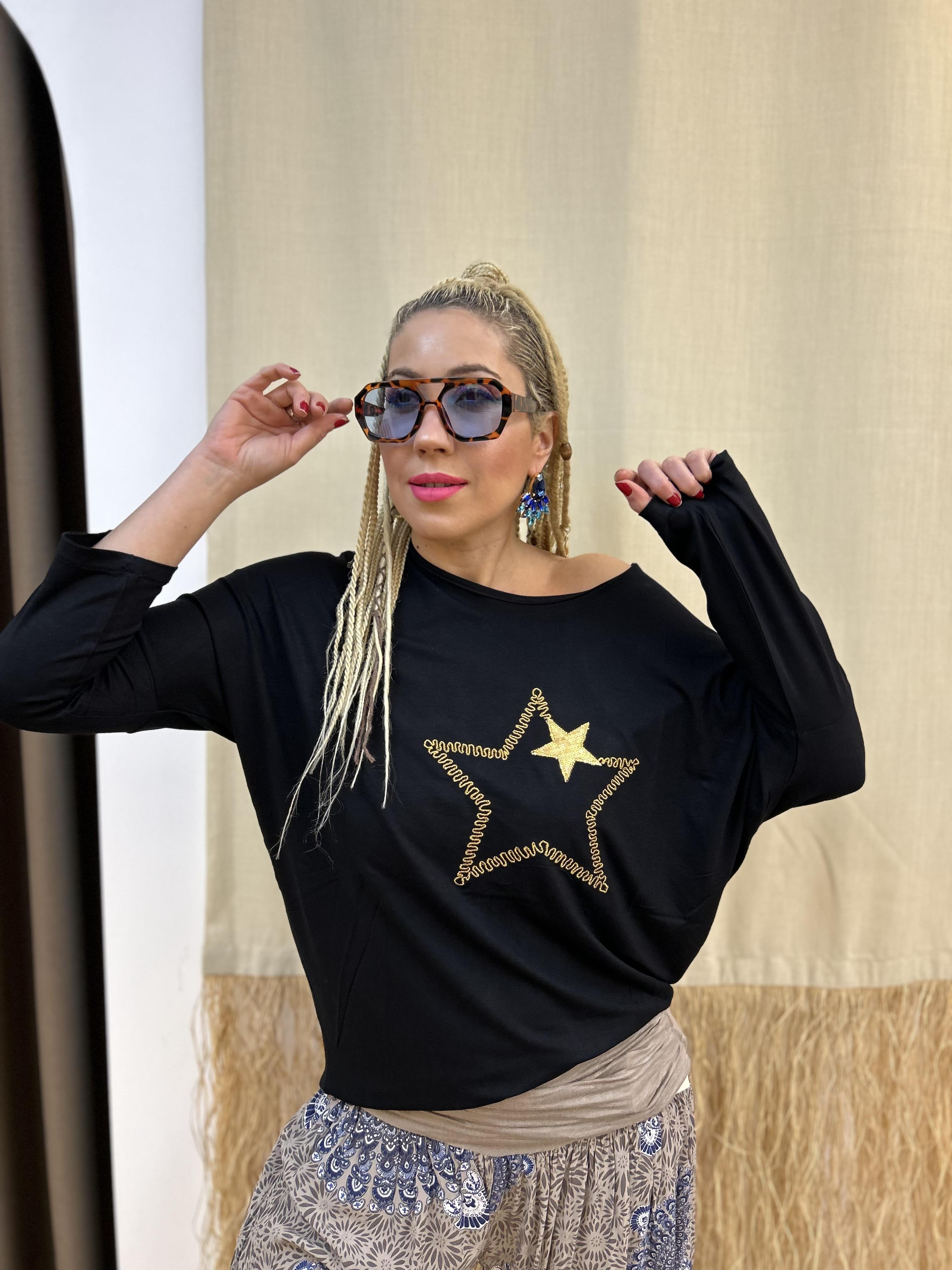 Yıldız İşlemeli Pamuklu Siyah Bluz