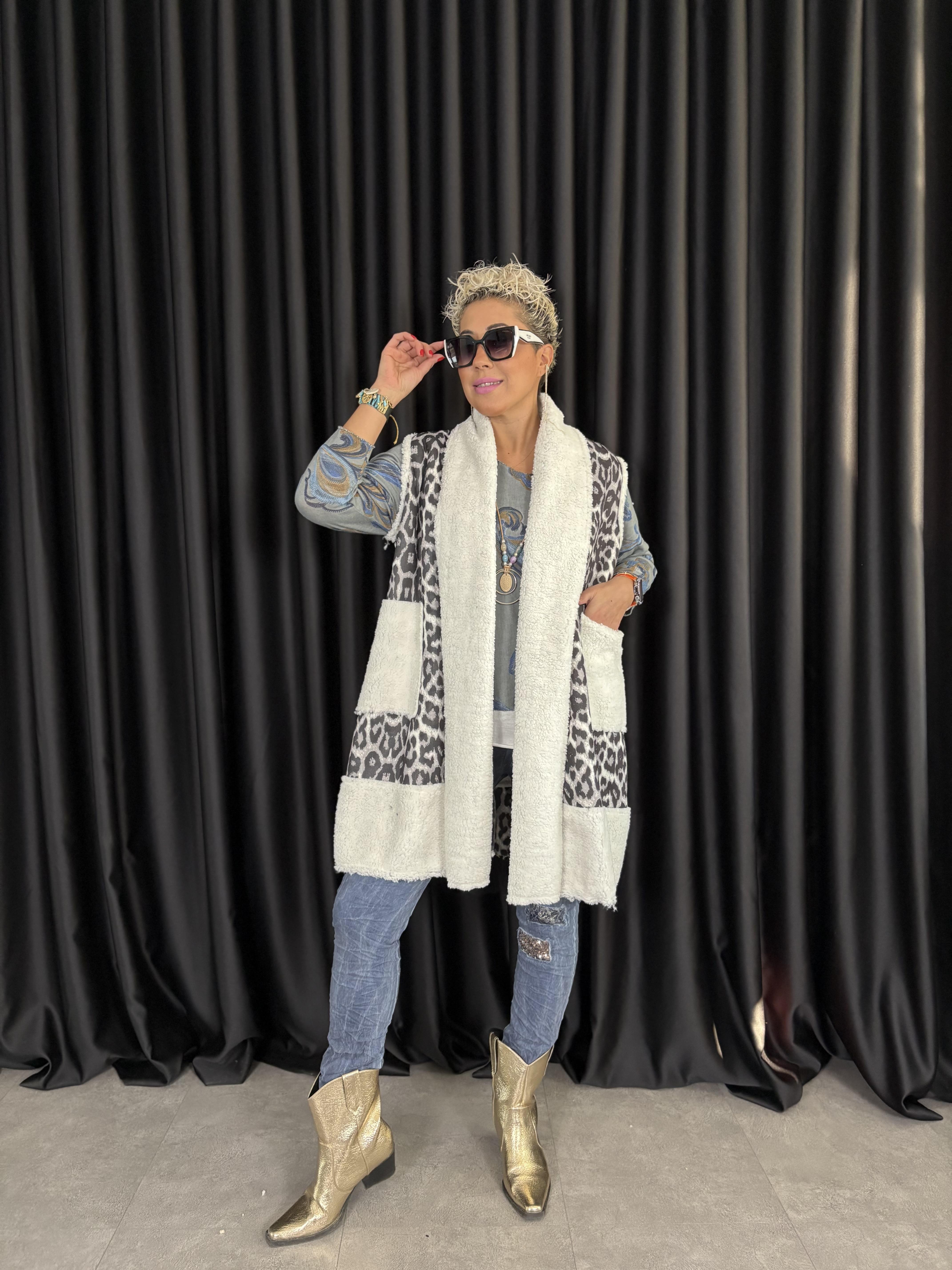 Beyaz Leopar Kürklü Yelek