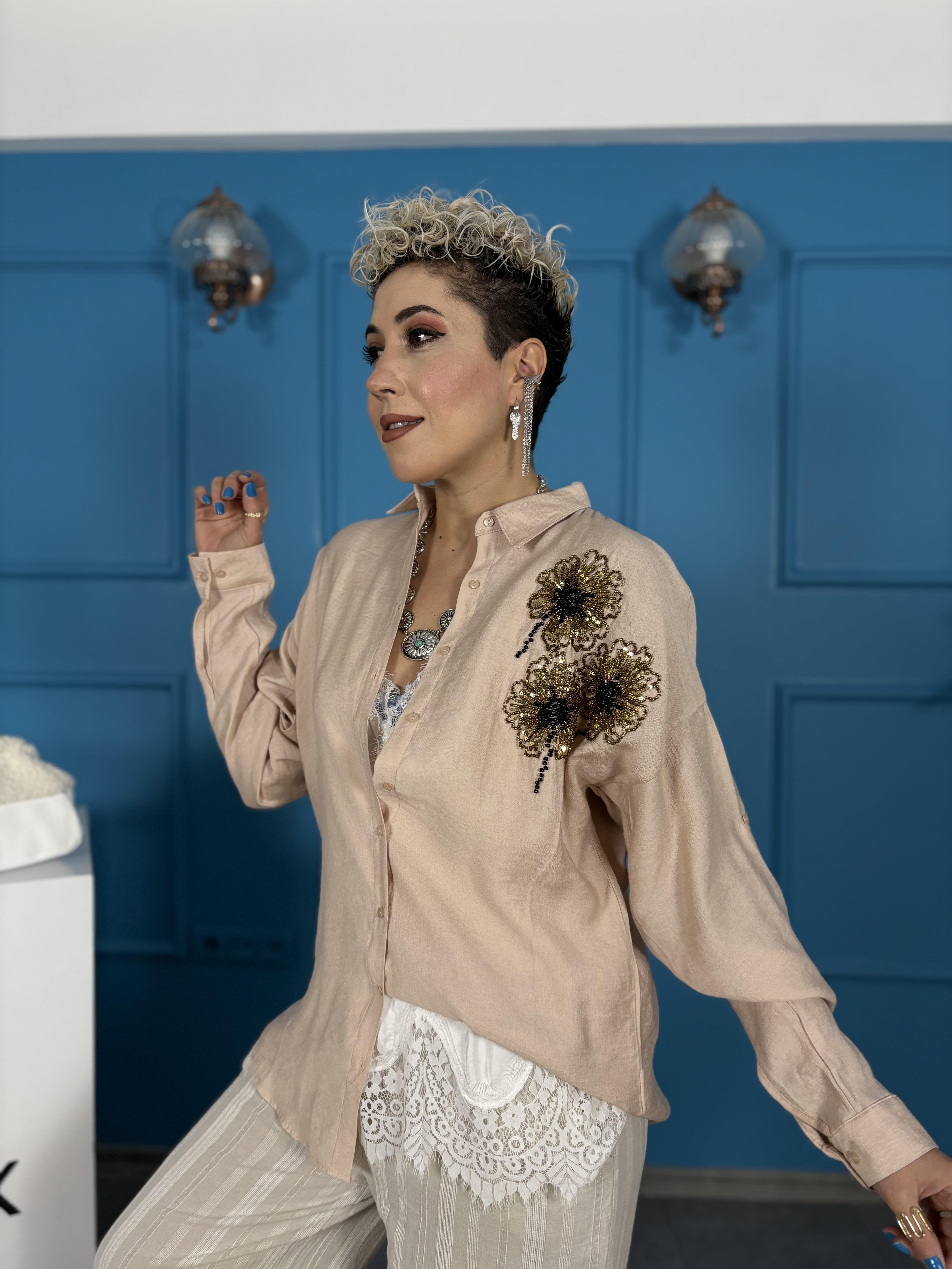 Boncuk Nakış  Detaylı Gömlek 1