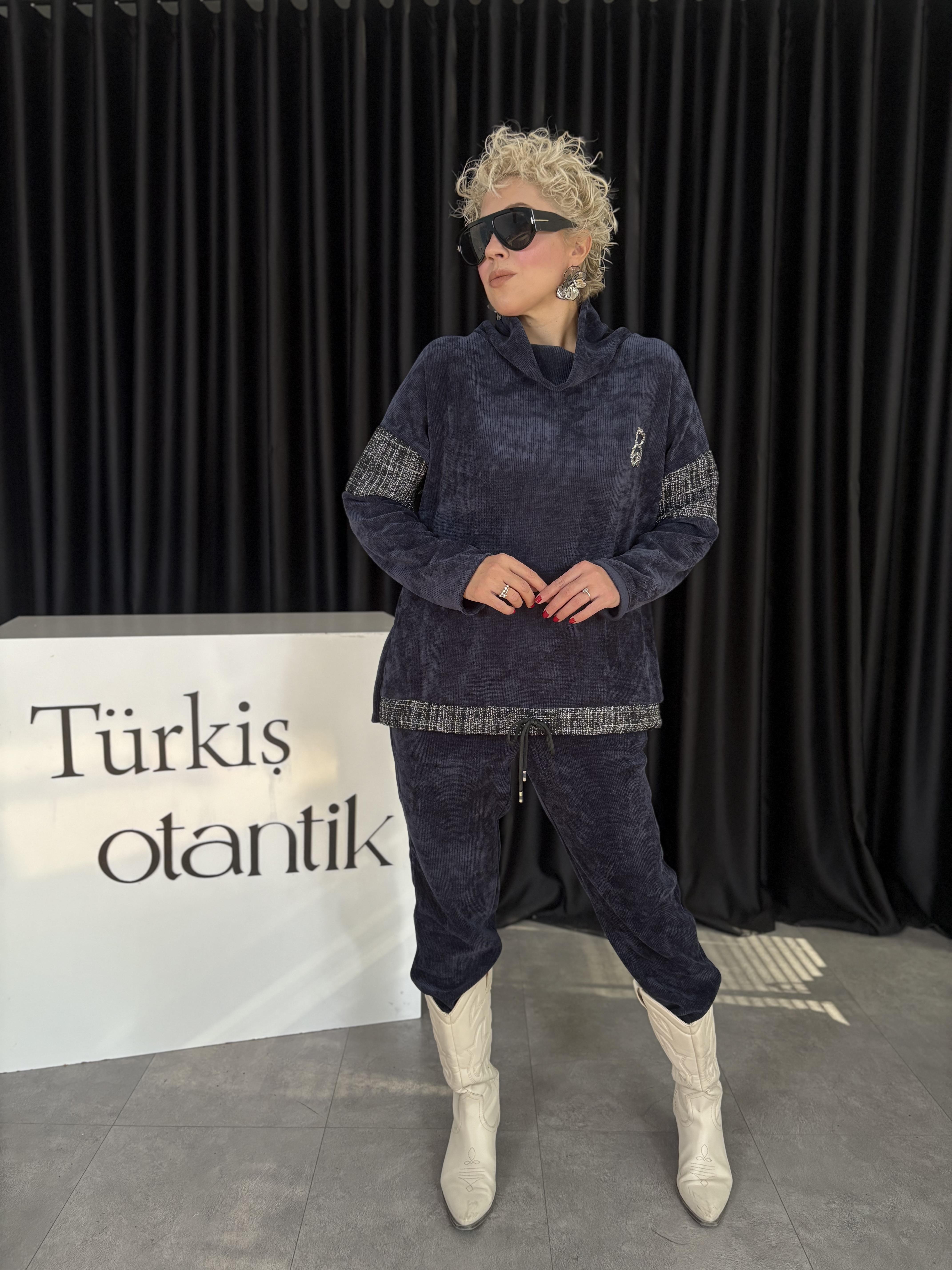 Degaje Yaka İtalyan Lacivert Kadife Takım