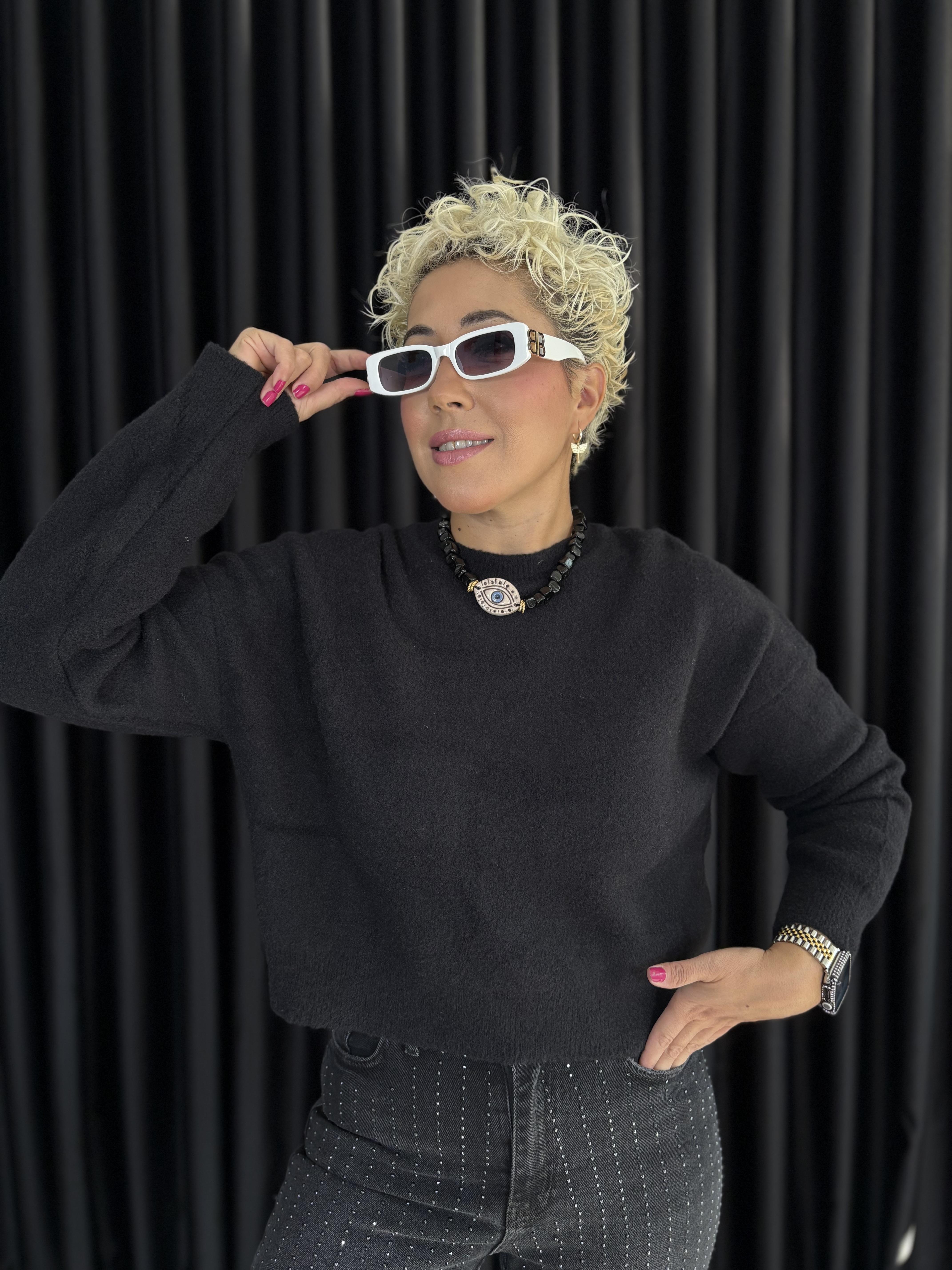 DLV Yumoş Siyah Crop Kazak