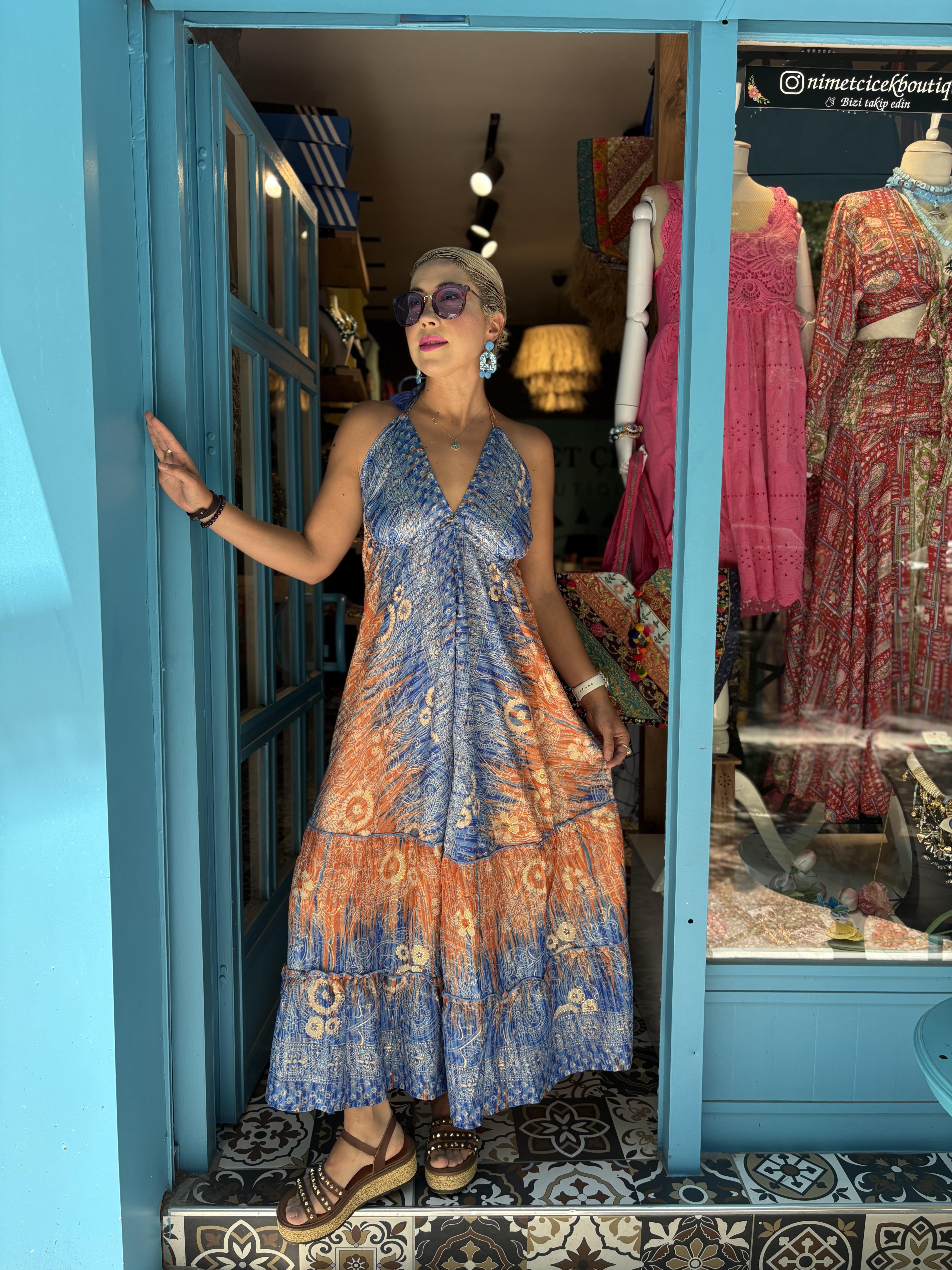 Hint İpeği Elbisesi 1