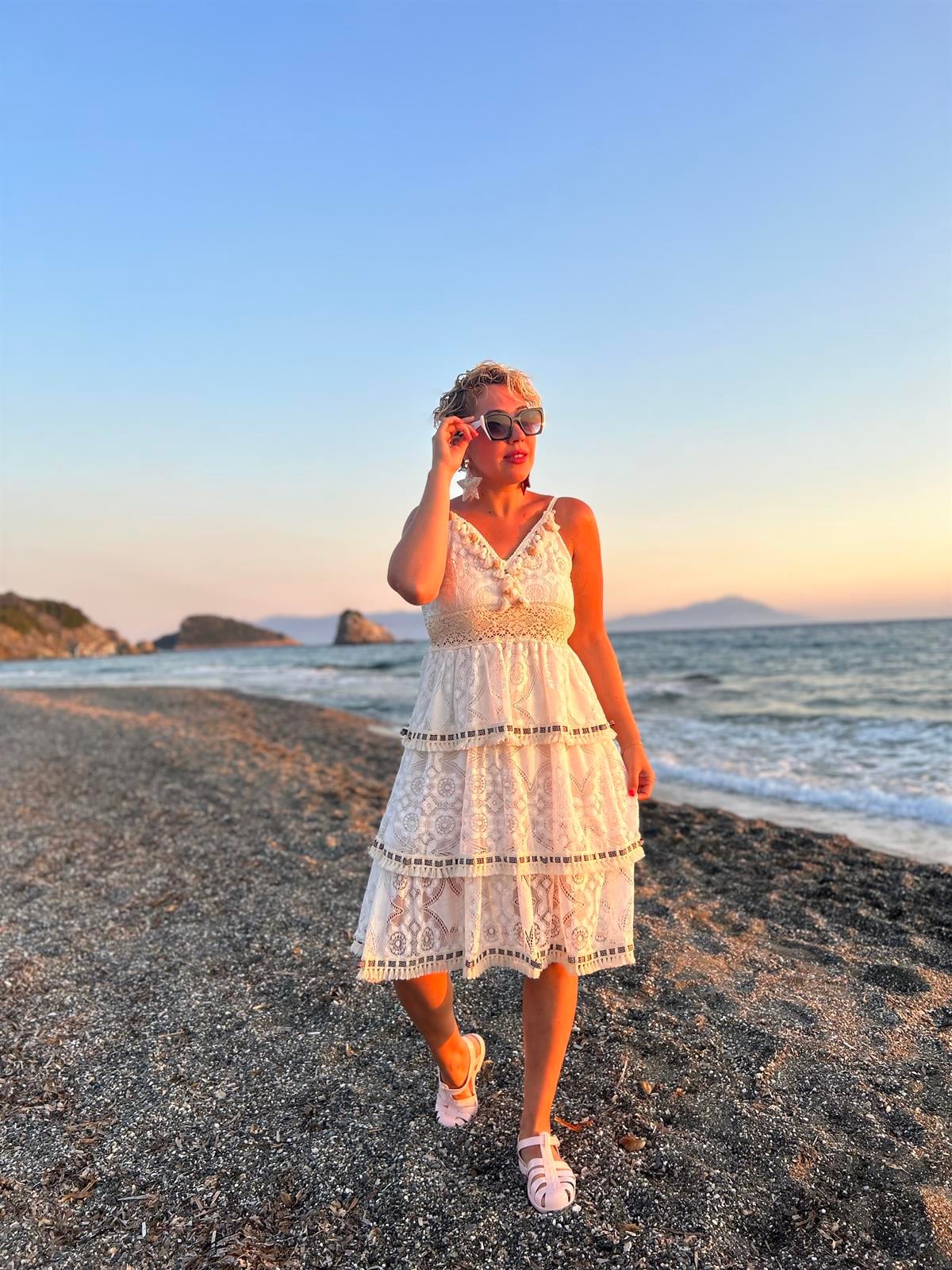 İp Askılı Dantel  İşlemeli İtalyan Elbise