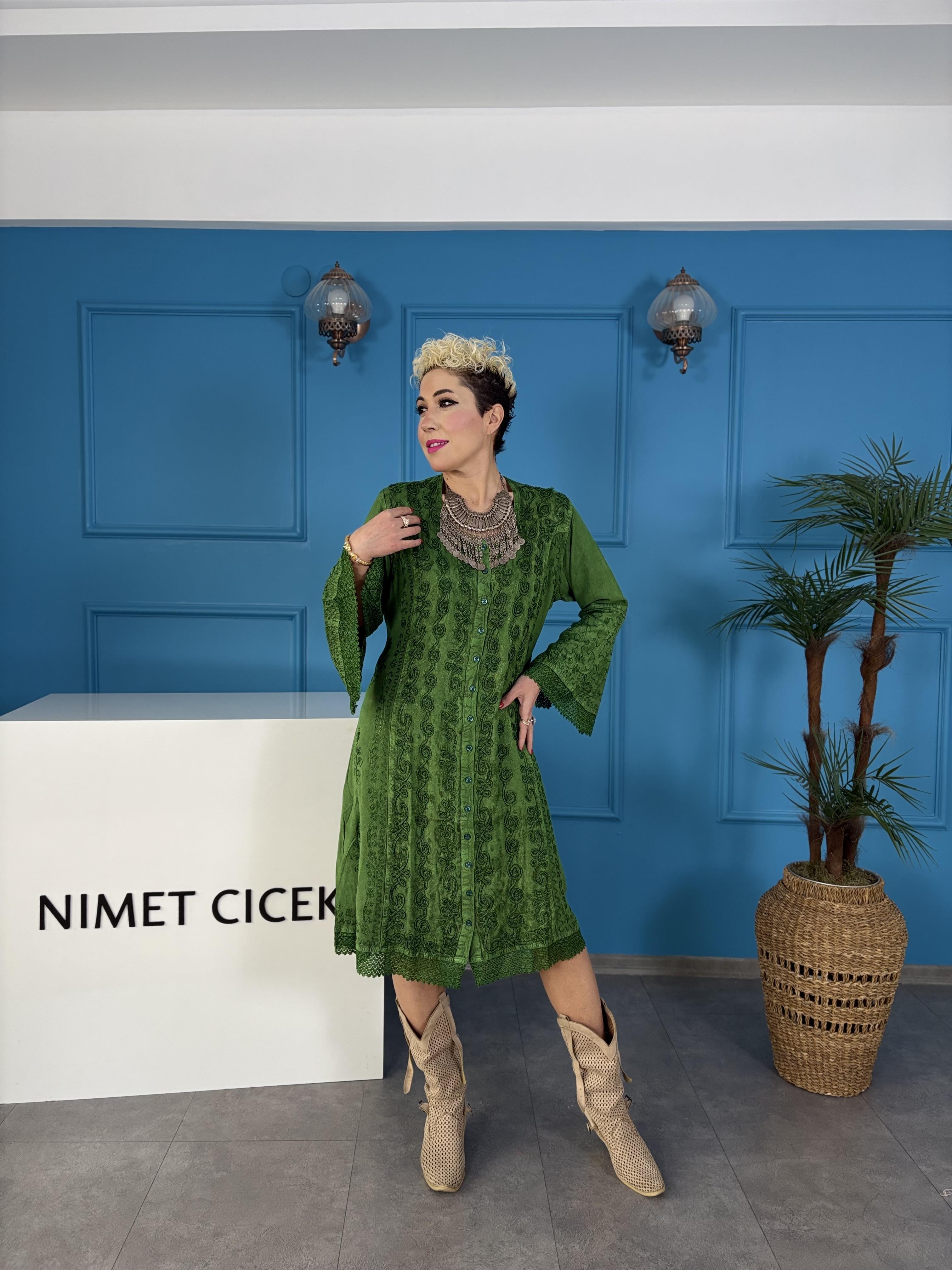 İşleme Detaylı Hint Elbisesi 1