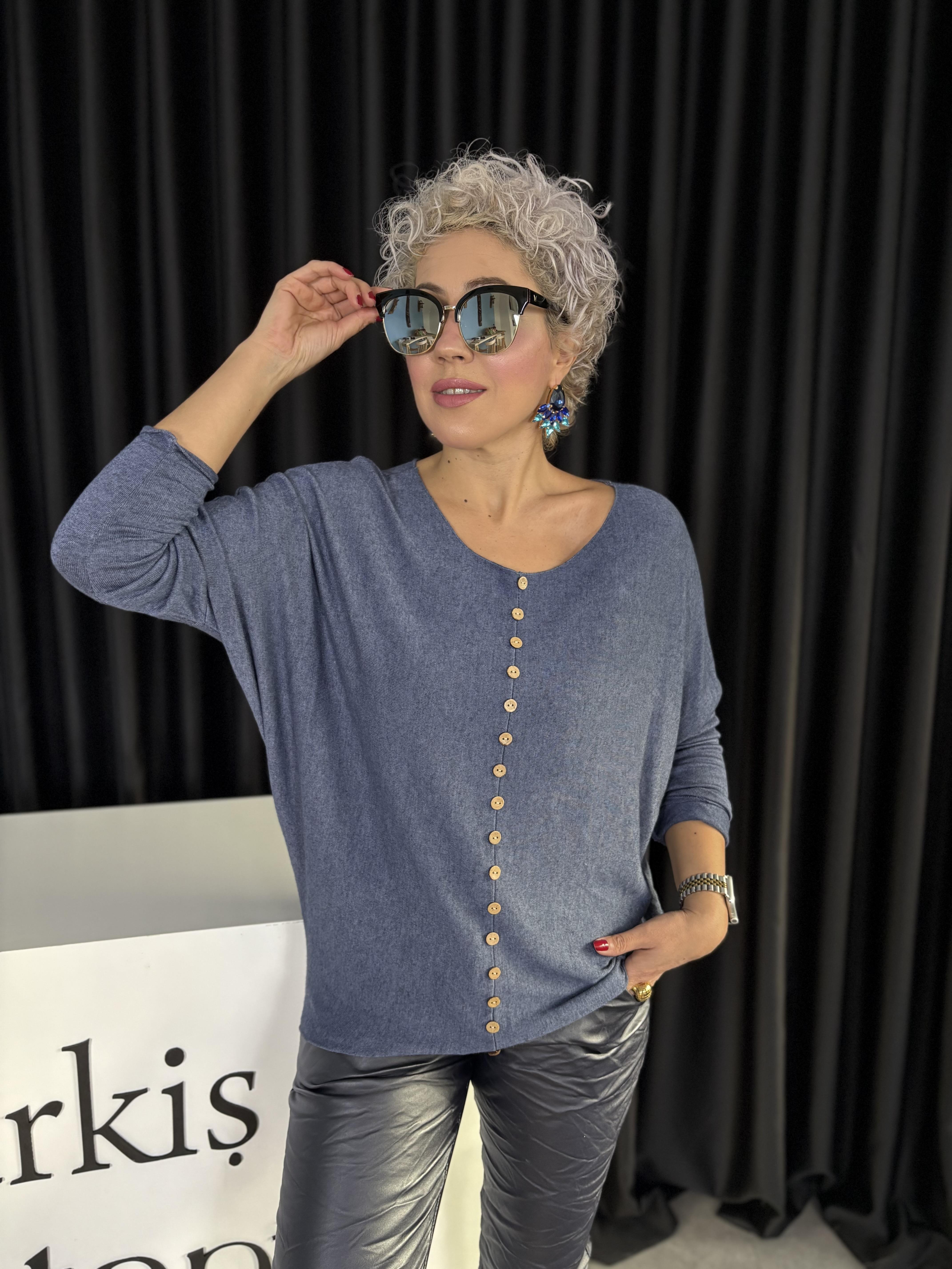 İtalyan Düğmeli Mavi Triko Bluz