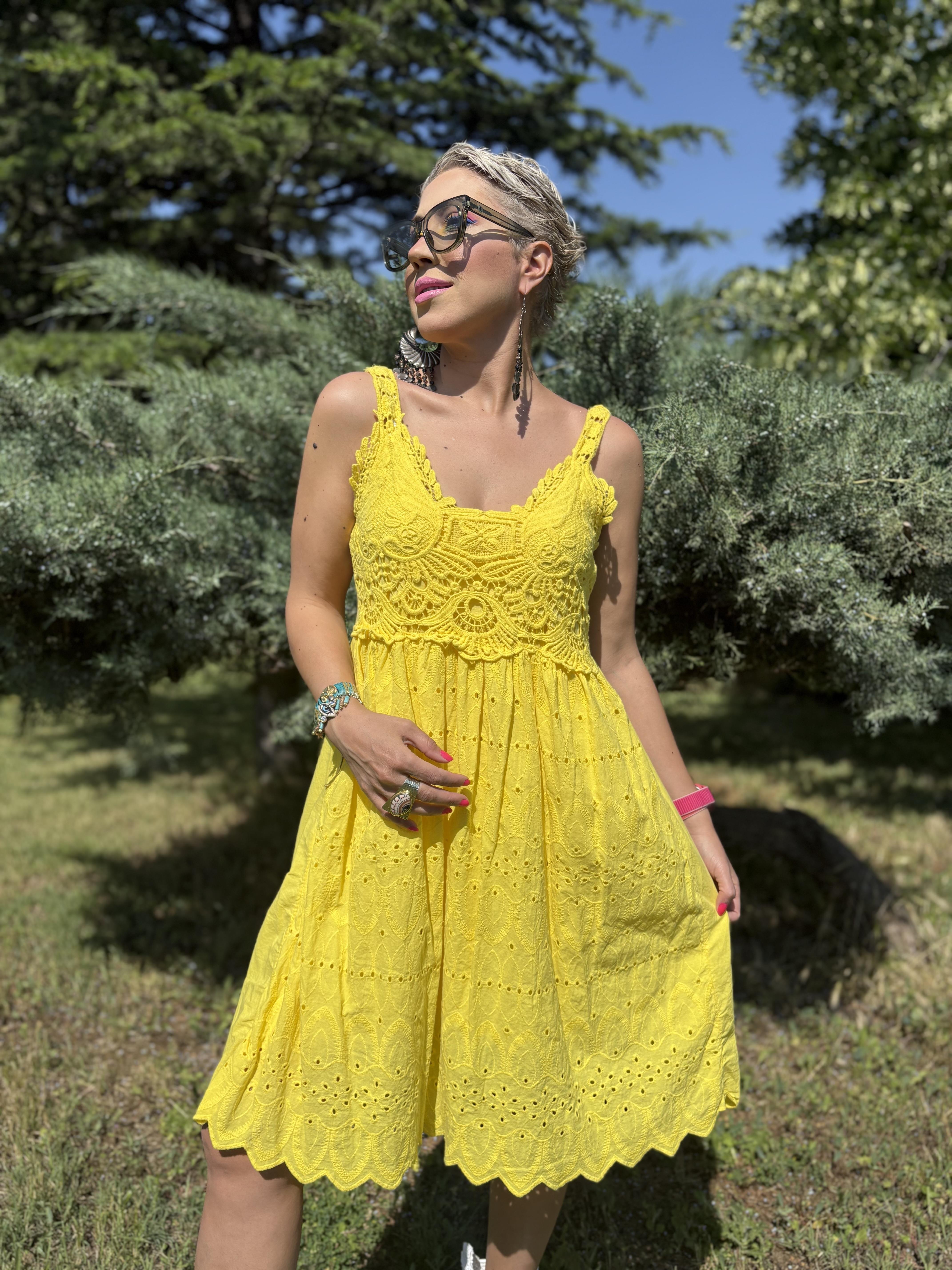 İtalyan Güpür ve Dantel Detaylı Askılı Sarı Elbise