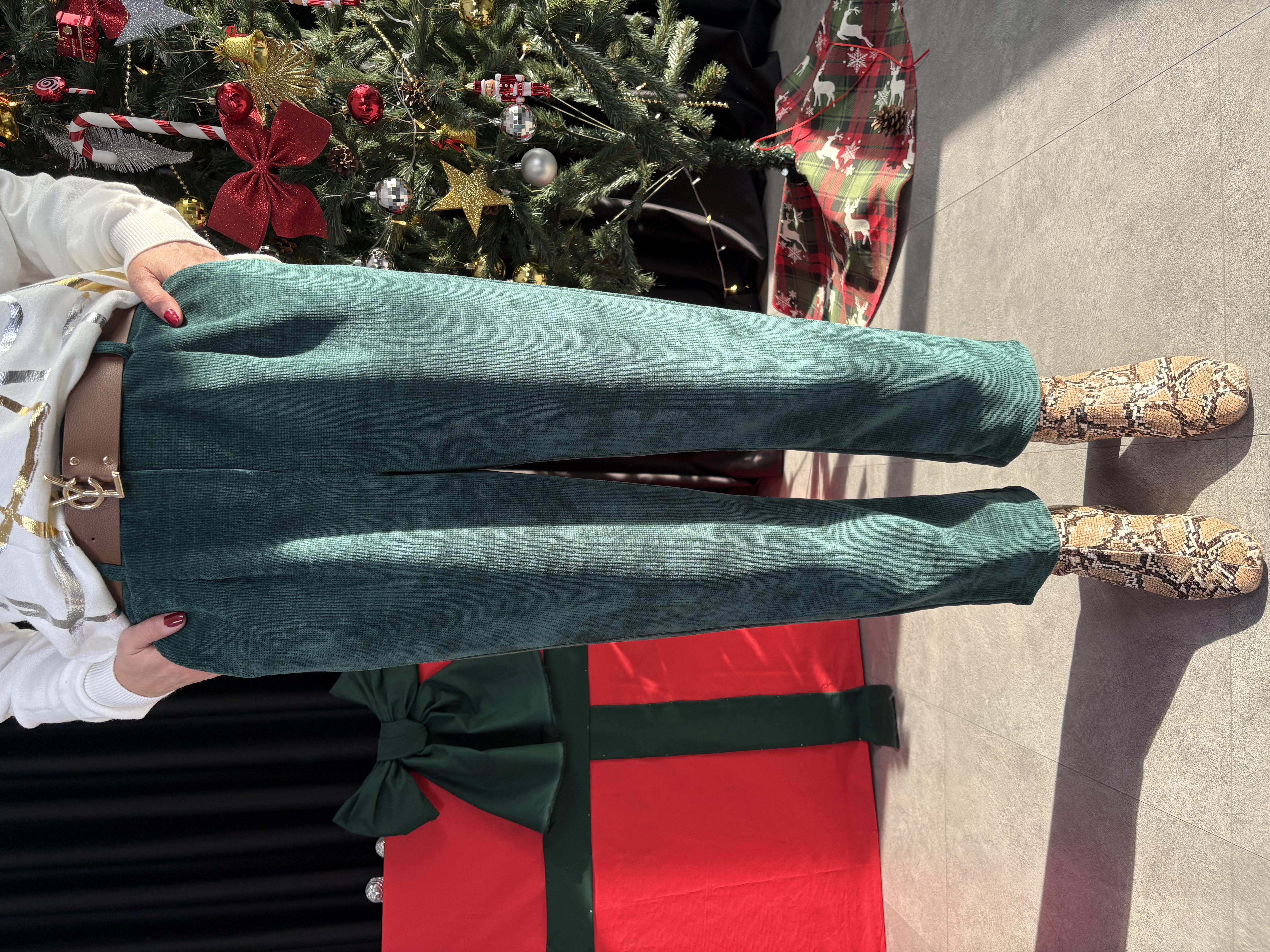 İtalyan Kadife Kemerli Mint Yeşili Pantolon