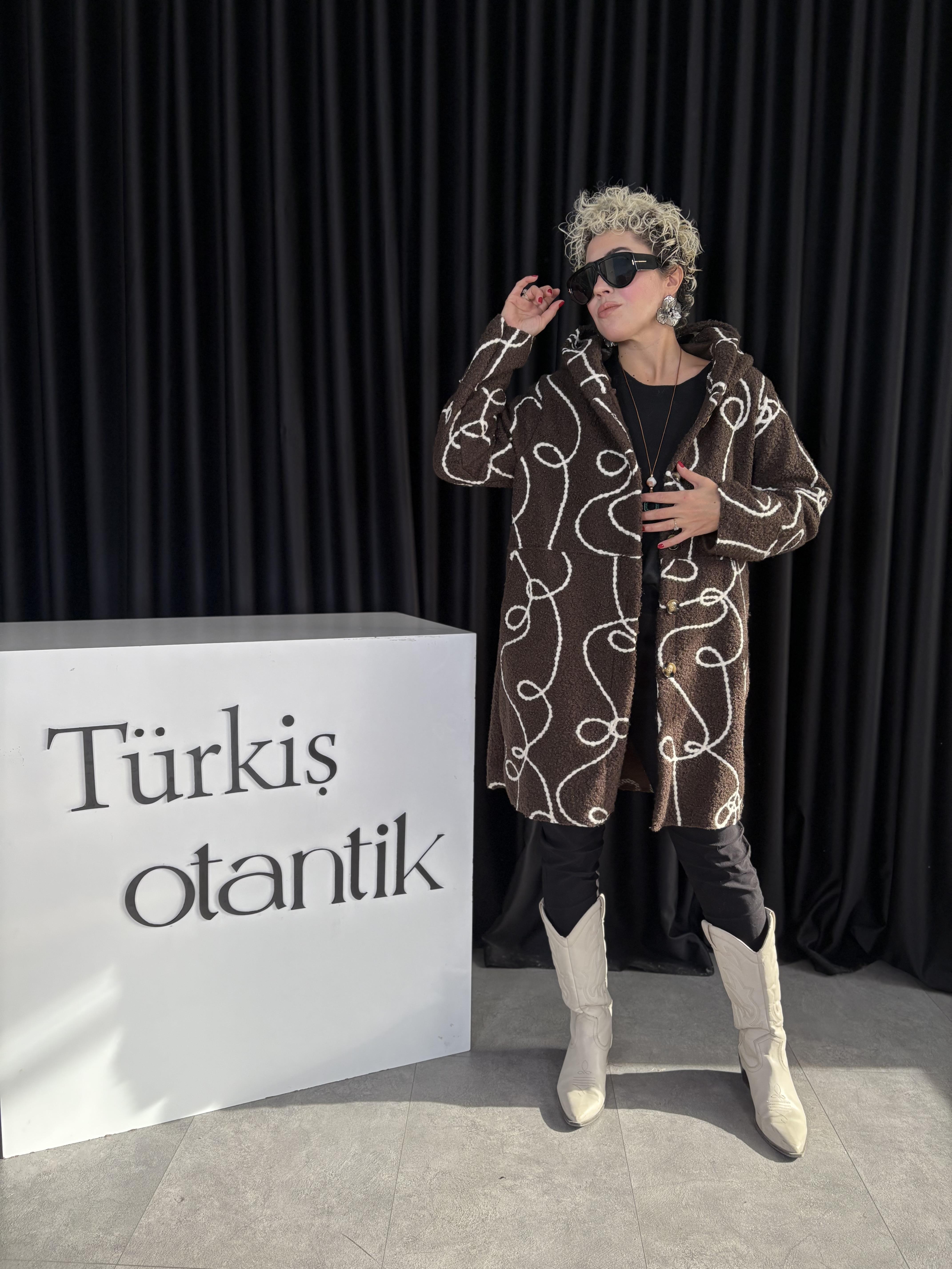 İtalyan Kapşonlu Uzun Kahve Buklet Ceket