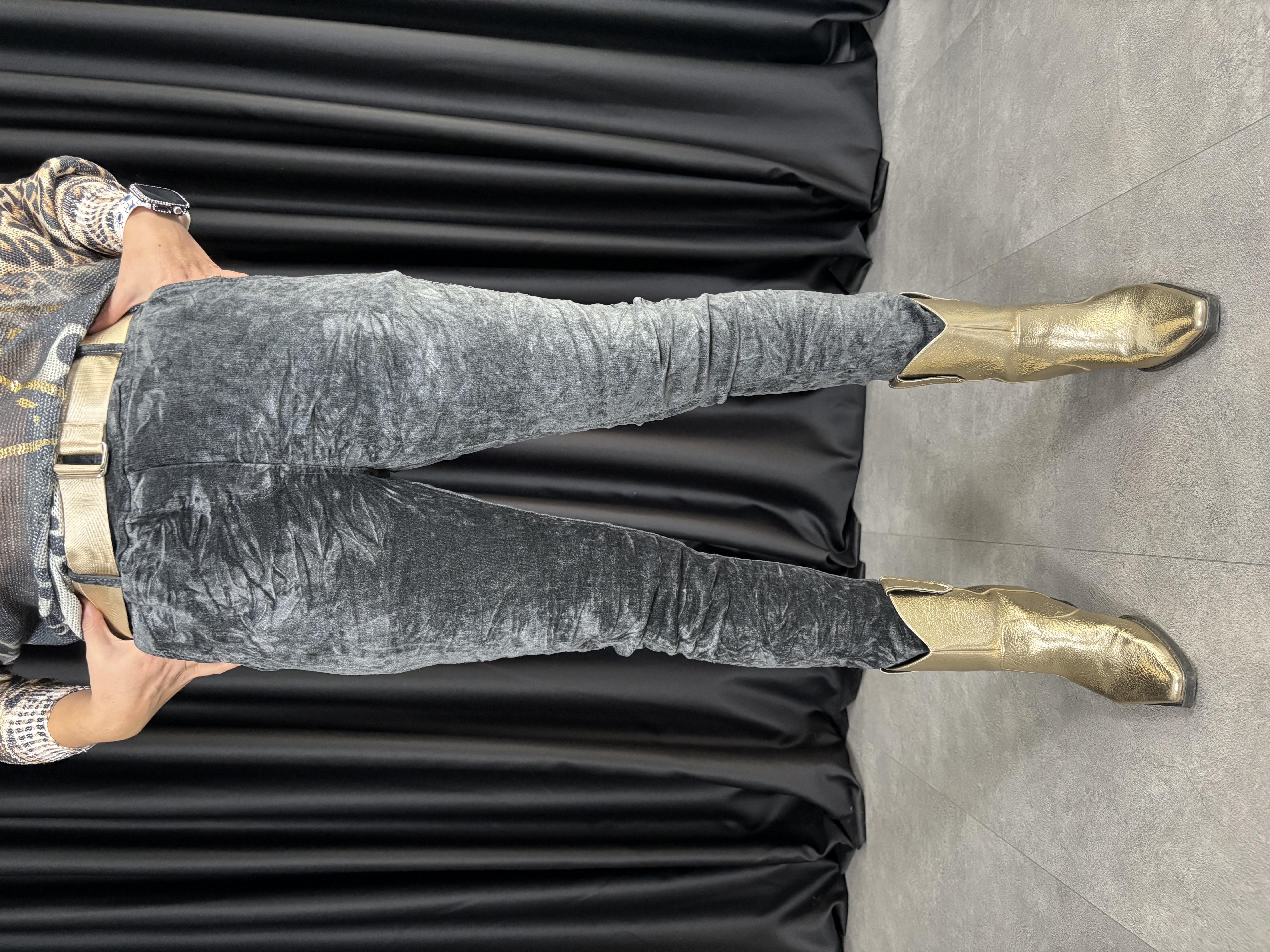 İtalyan Kemerli Antrasit Kadife Pantolon