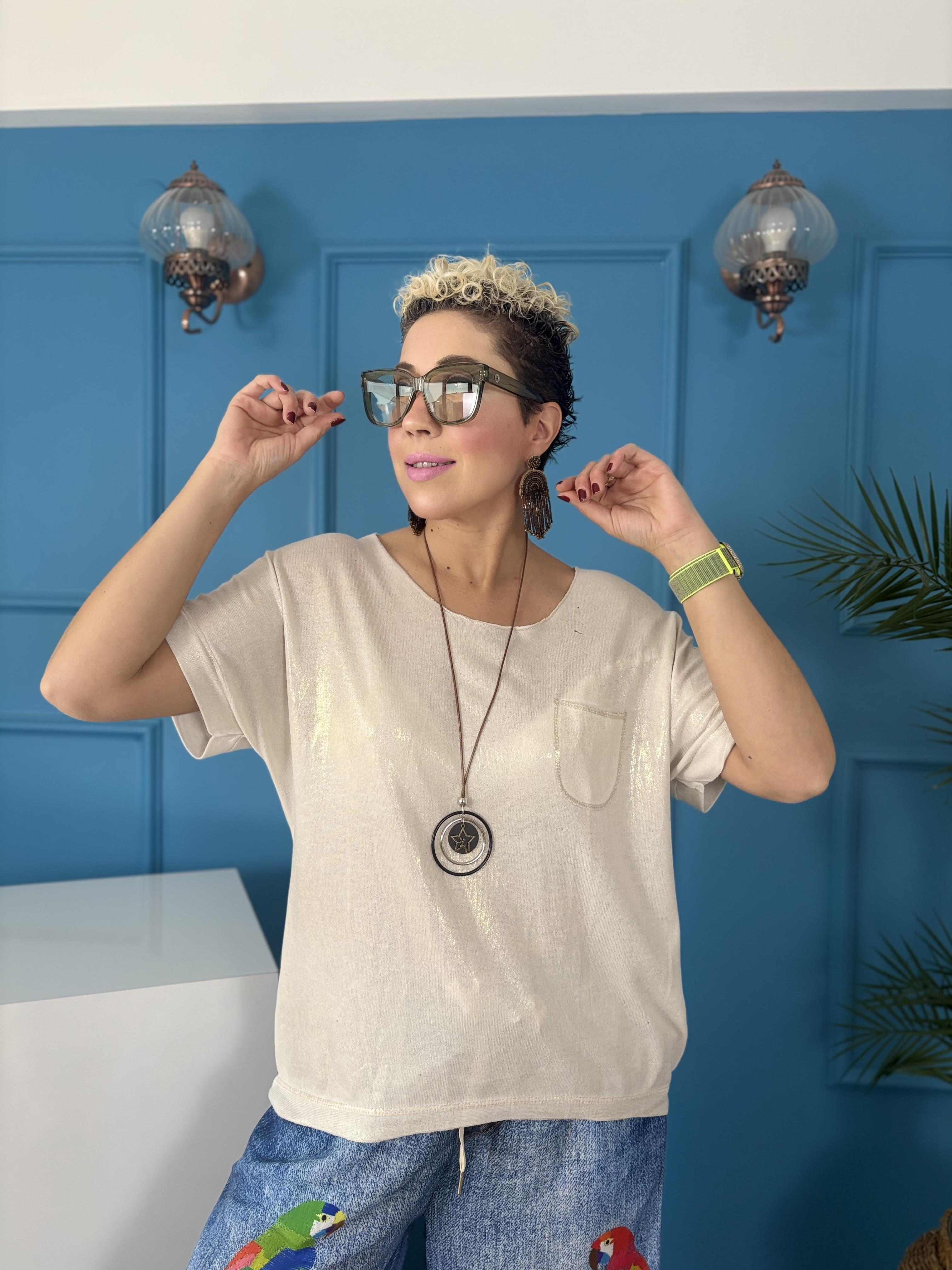 İtalyan Kolyeli Varaklı Krem Bluz