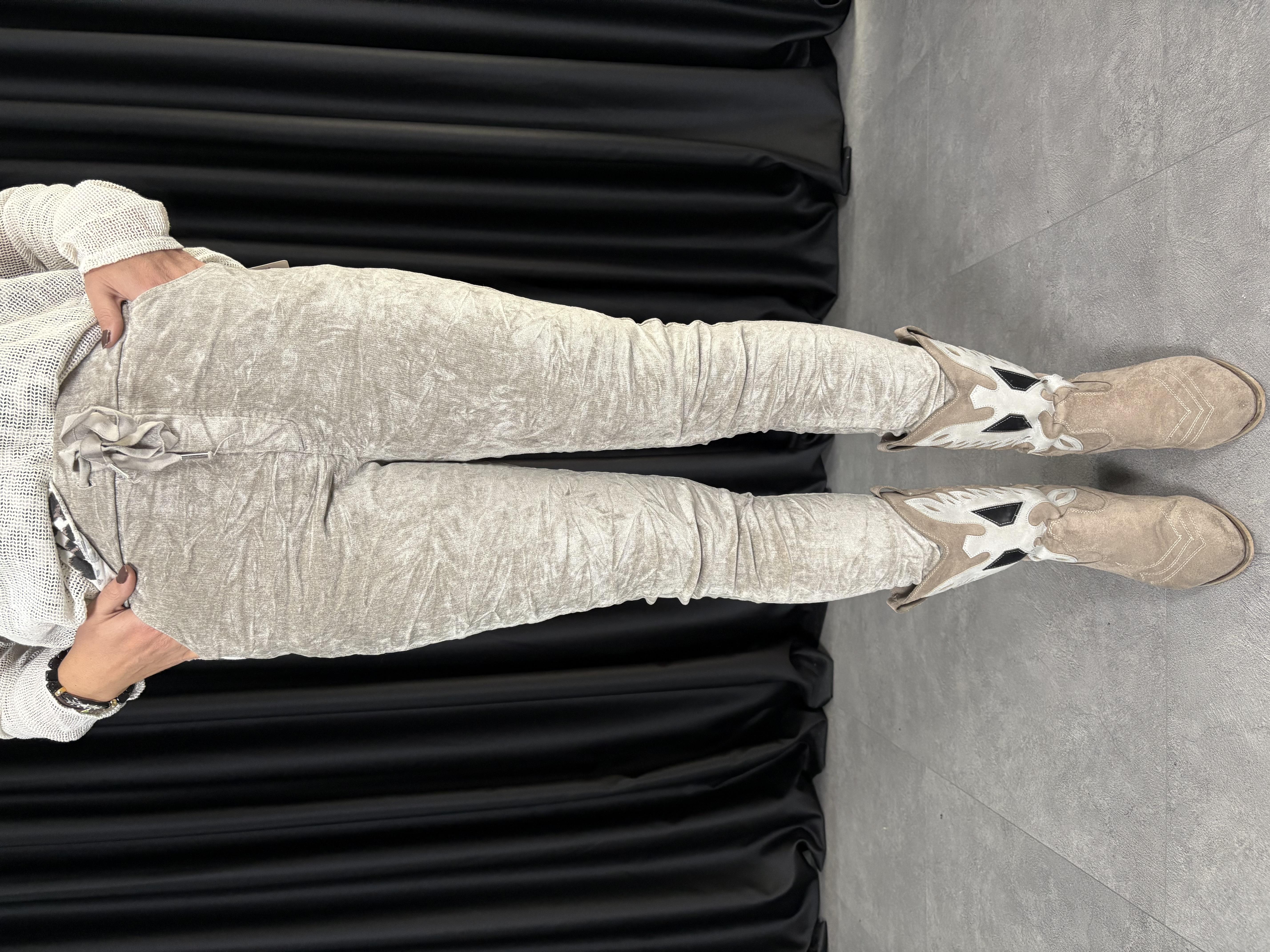 İtalyan Krem Kadife Pantolon