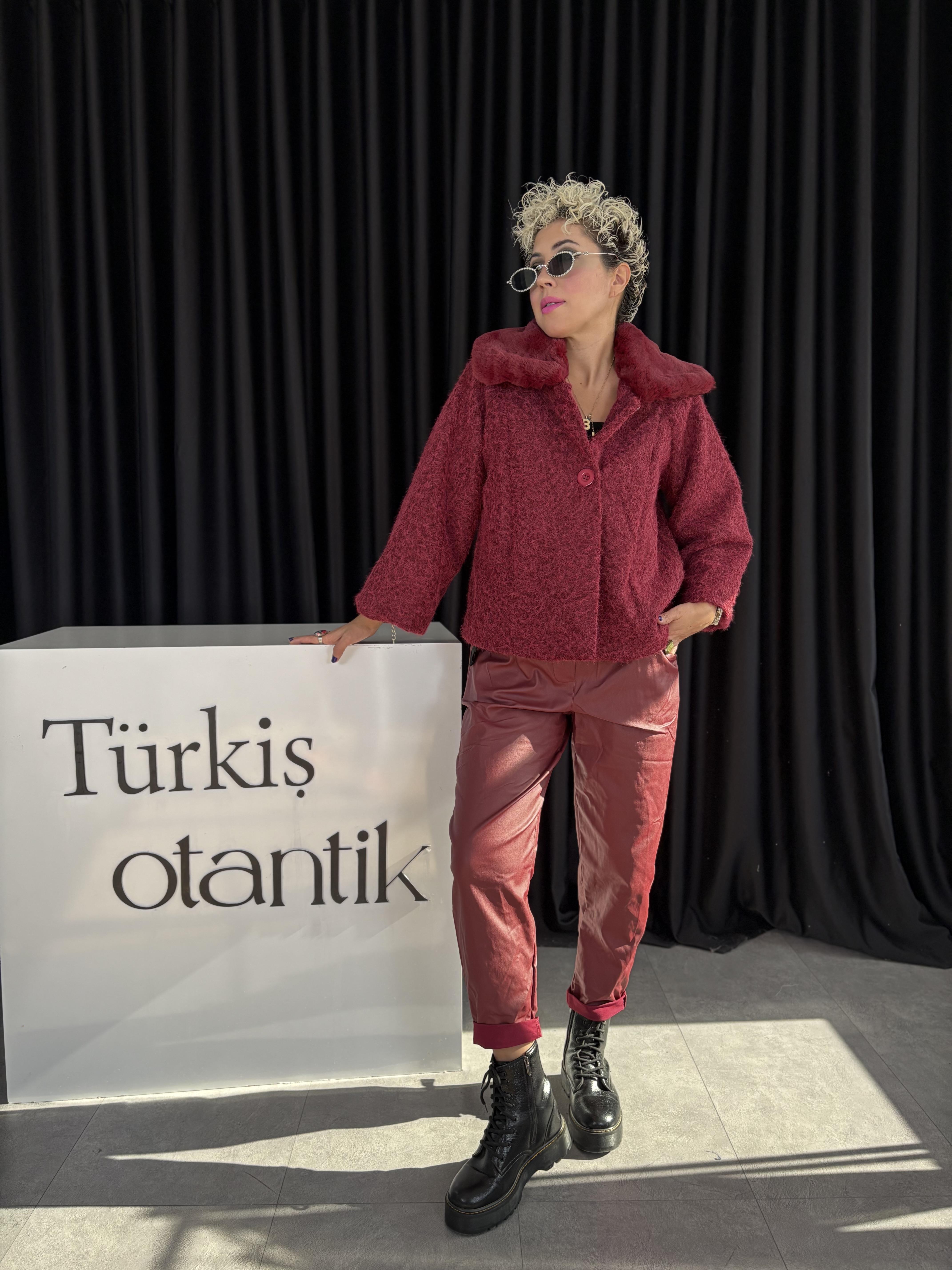 İtalyan Kürklü Kısa Bordo Kaşe Kaban
