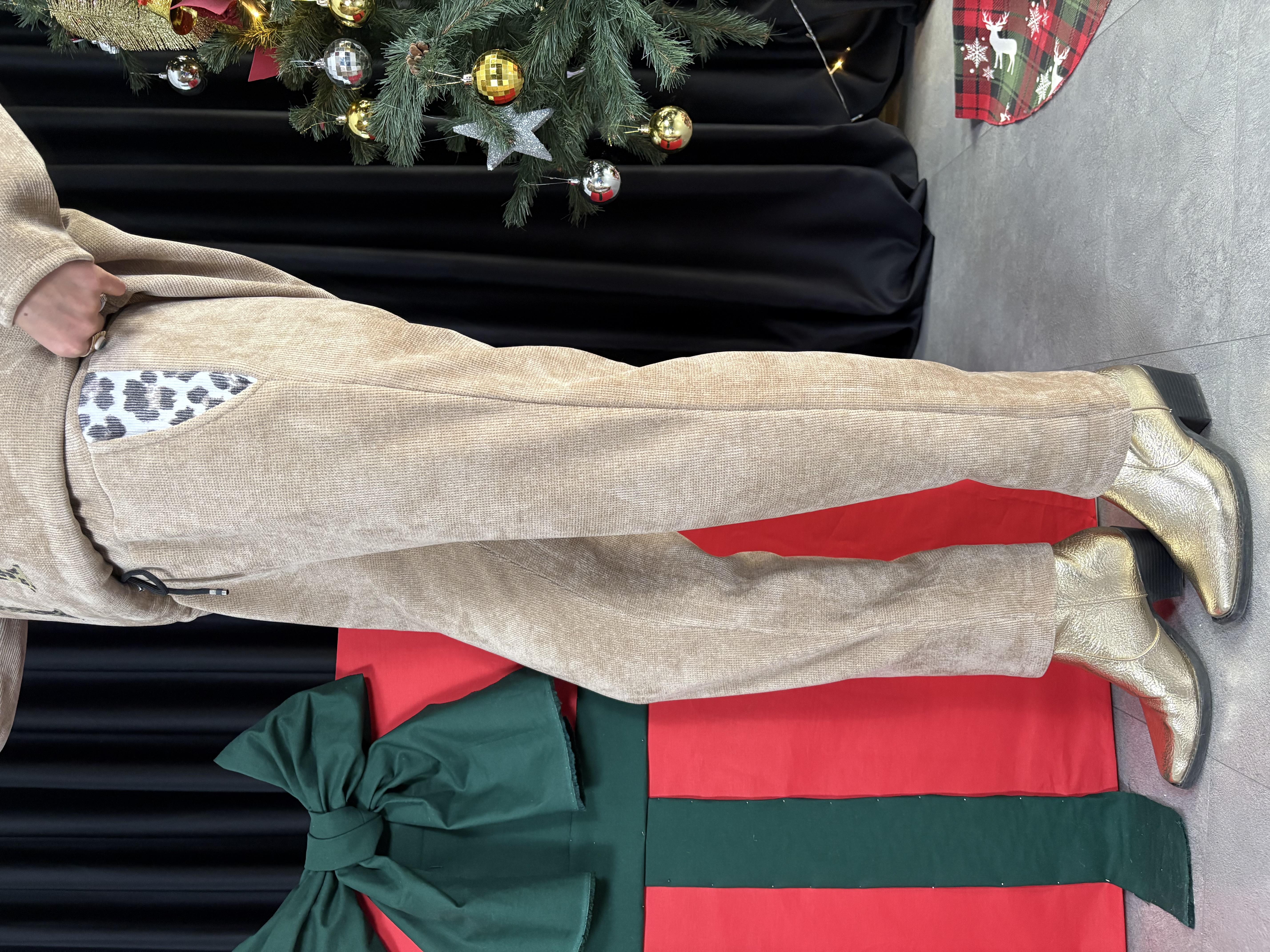 İtalyan Leopar Cepli Camel Kadife Pantolon