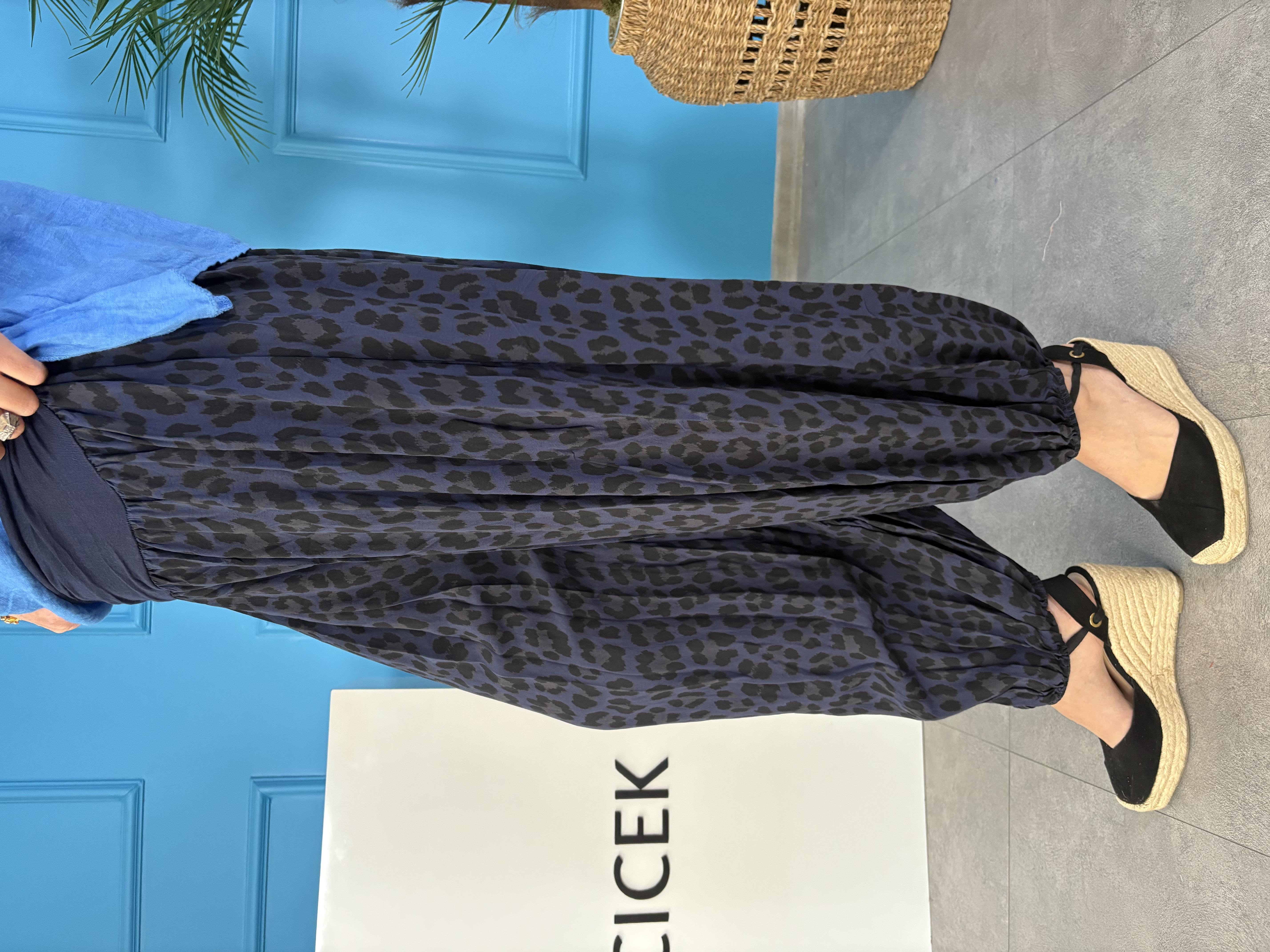 İtalyan Leopar Desenli Lacivert Şalvar Pantolon