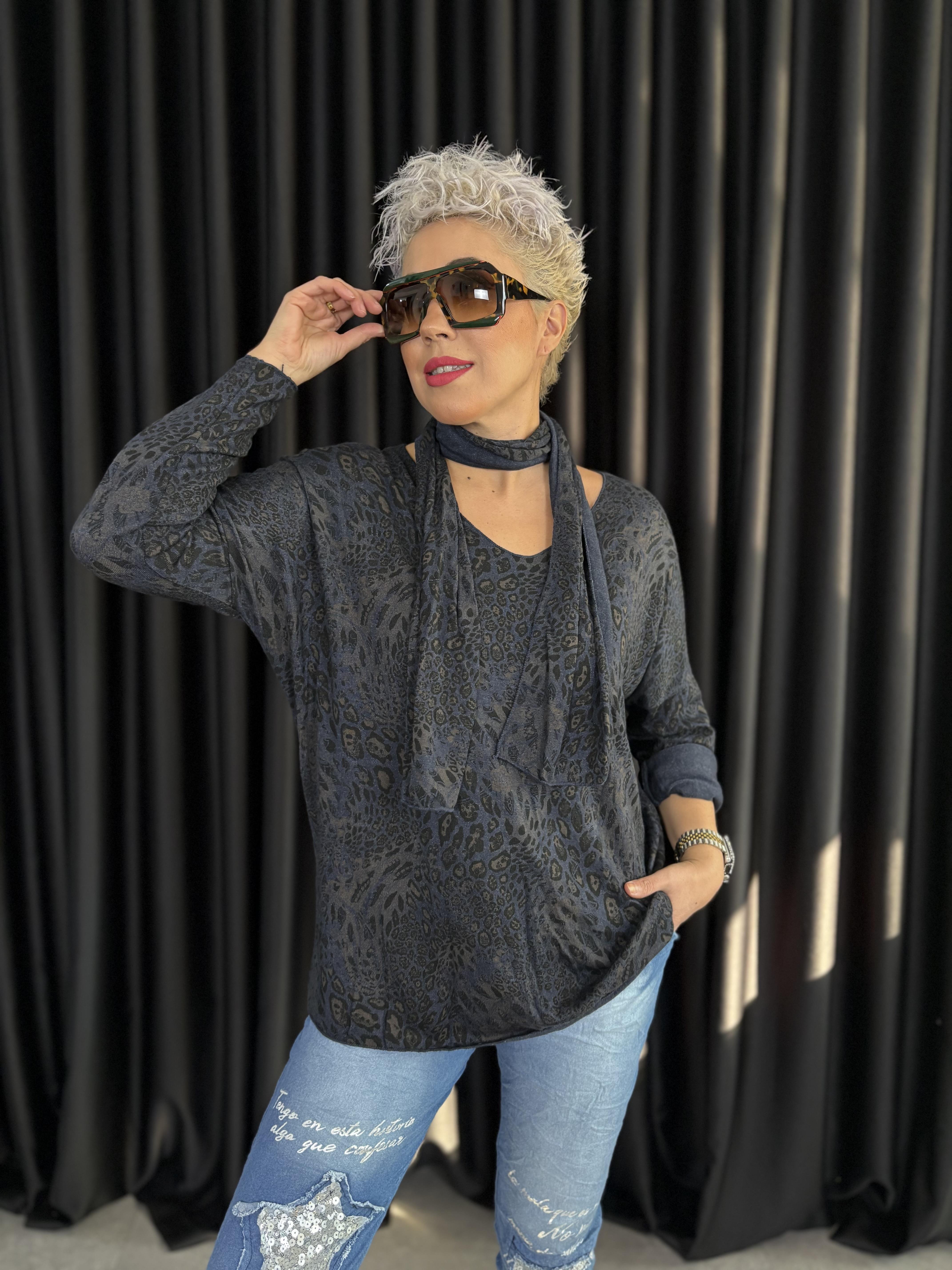 İtalyan Leopar Şallı Lacivert Bluz