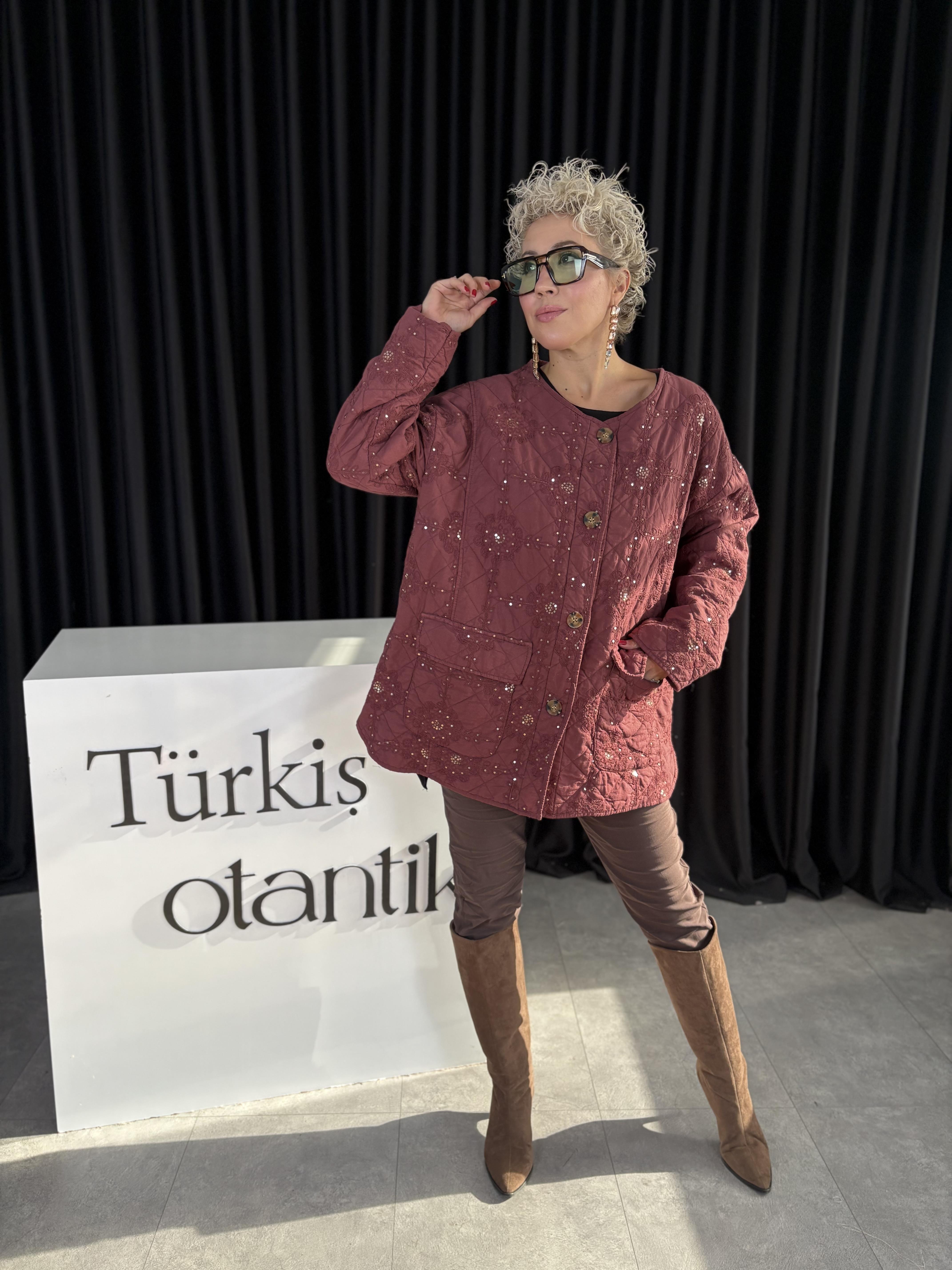 İtalyan Payetli Bordo Kapitone Ceket